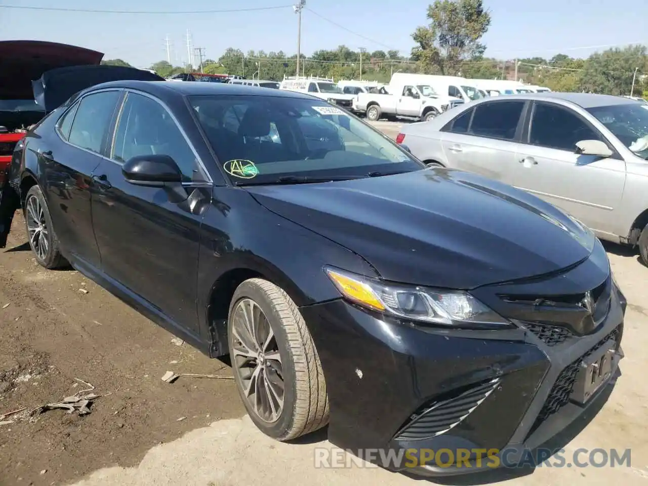 1 Photograph of a damaged car 4T1B11HK8KU835627 TOYOTA CAMRY 2019