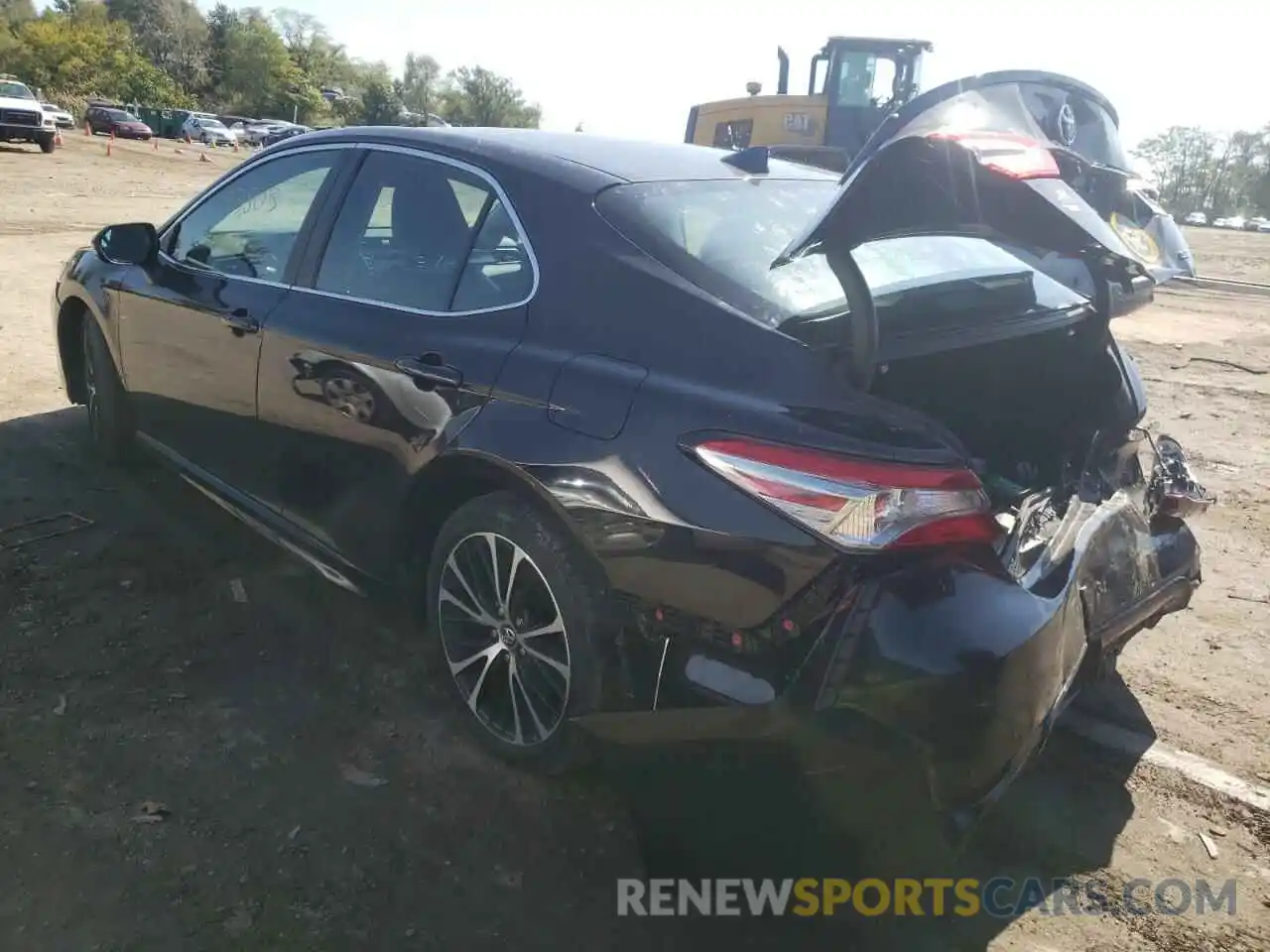 3 Photograph of a damaged car 4T1B11HK8KU835627 TOYOTA CAMRY 2019