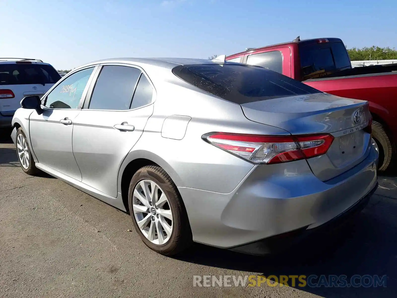 3 Photograph of a damaged car 4T1B11HK8KU835689 TOYOTA CAMRY 2019