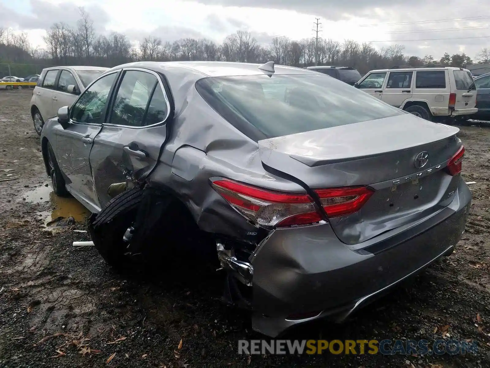 3 Photograph of a damaged car 4T1B11HK8KU840276 TOYOTA CAMRY 2019