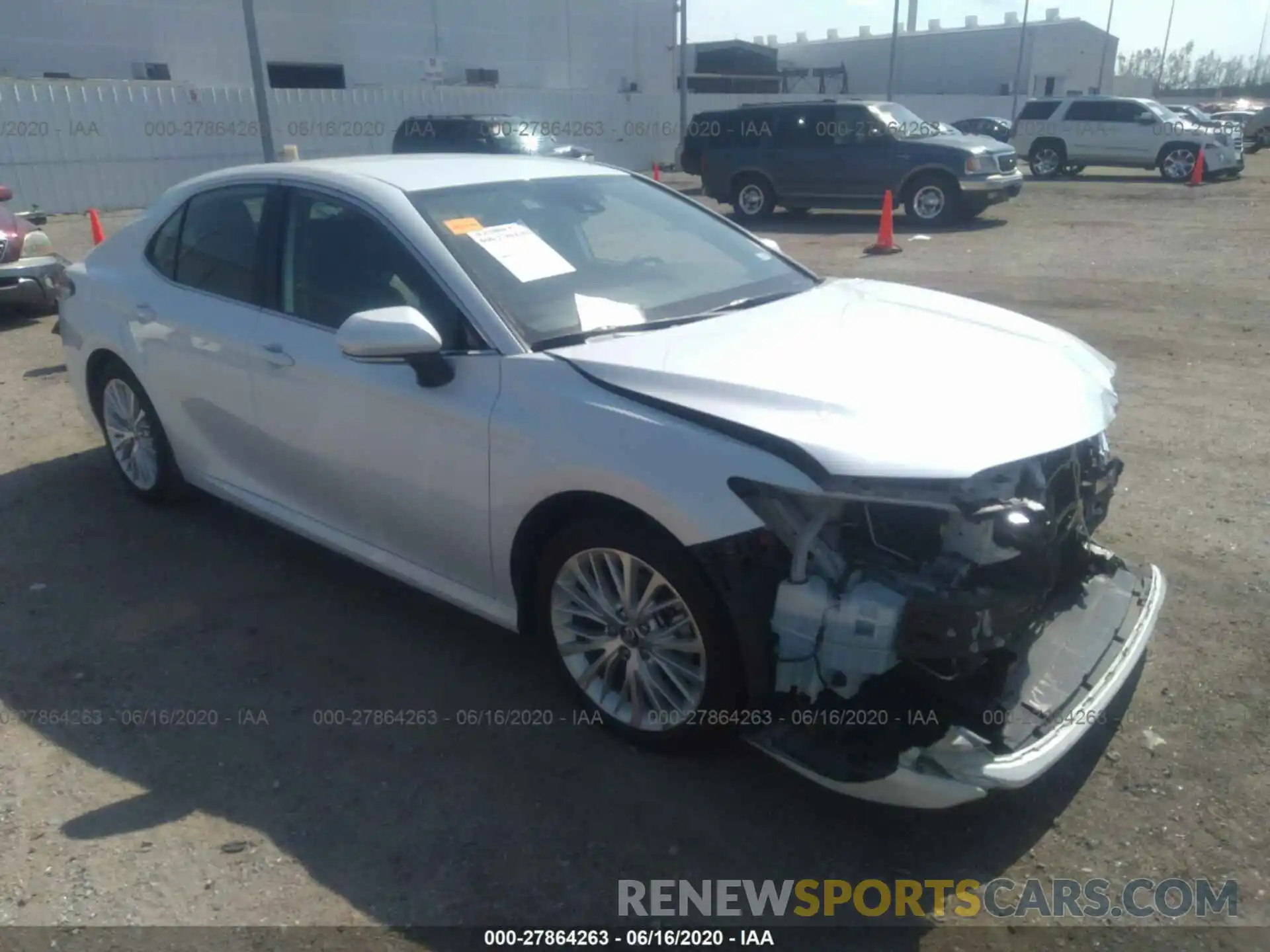 1 Photograph of a damaged car 4T1B11HK8KU842190 TOYOTA CAMRY 2019