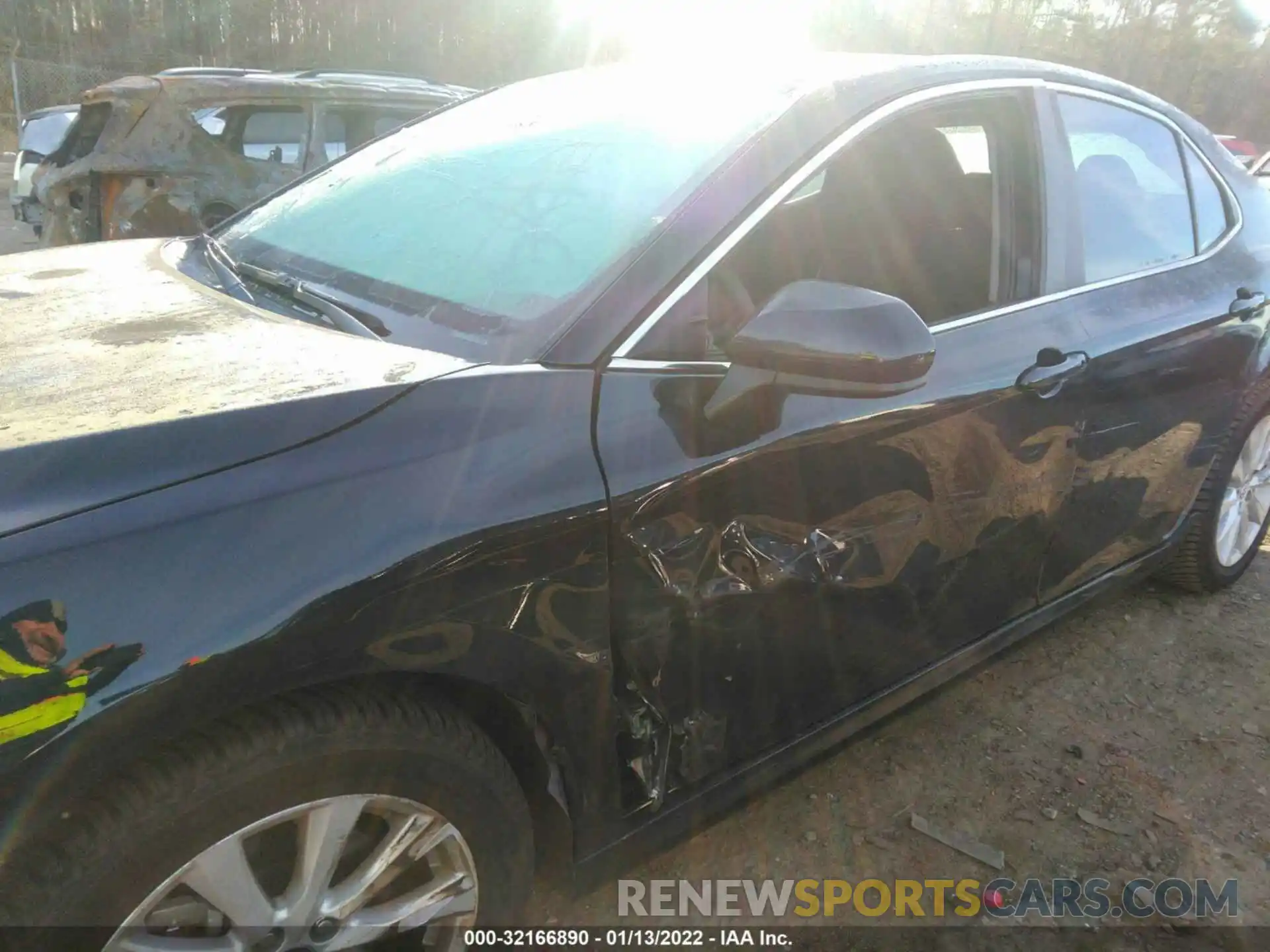 6 Photograph of a damaged car 4T1B11HK8KU847079 TOYOTA CAMRY 2019