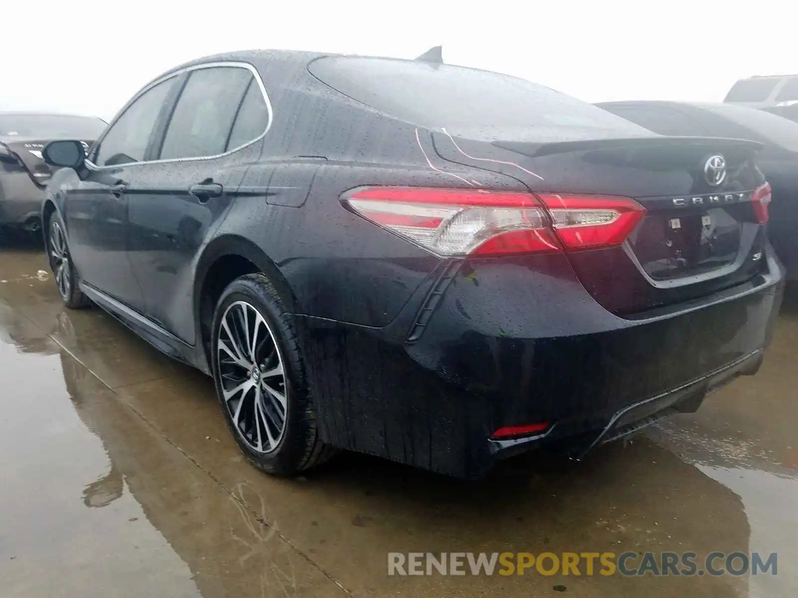 3 Photograph of a damaged car 4T1B11HK8KU851004 TOYOTA CAMRY 2019