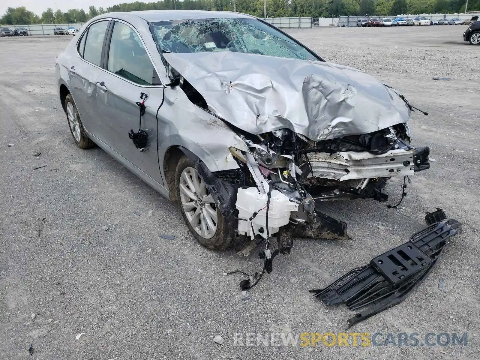 1 Photograph of a damaged car 4T1B11HK8KU851102 TOYOTA CAMRY 2019