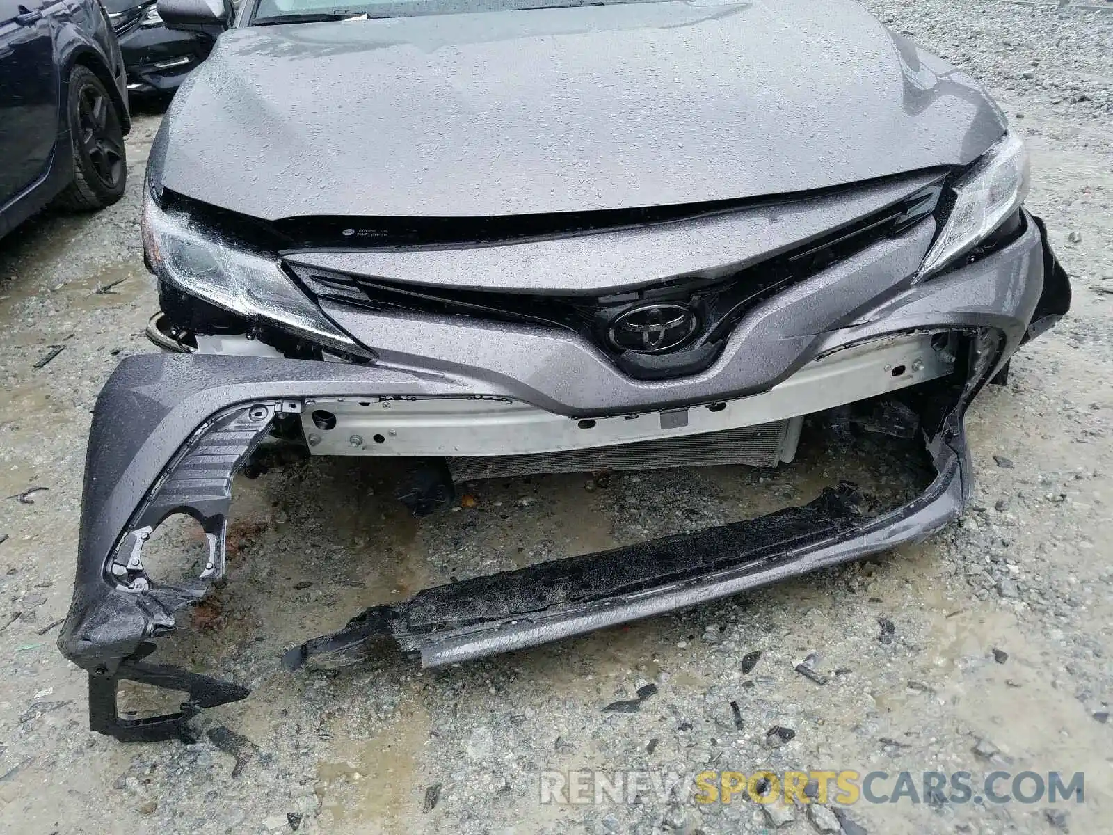 9 Photograph of a damaged car 4T1B11HK8KU853044 TOYOTA CAMRY 2019