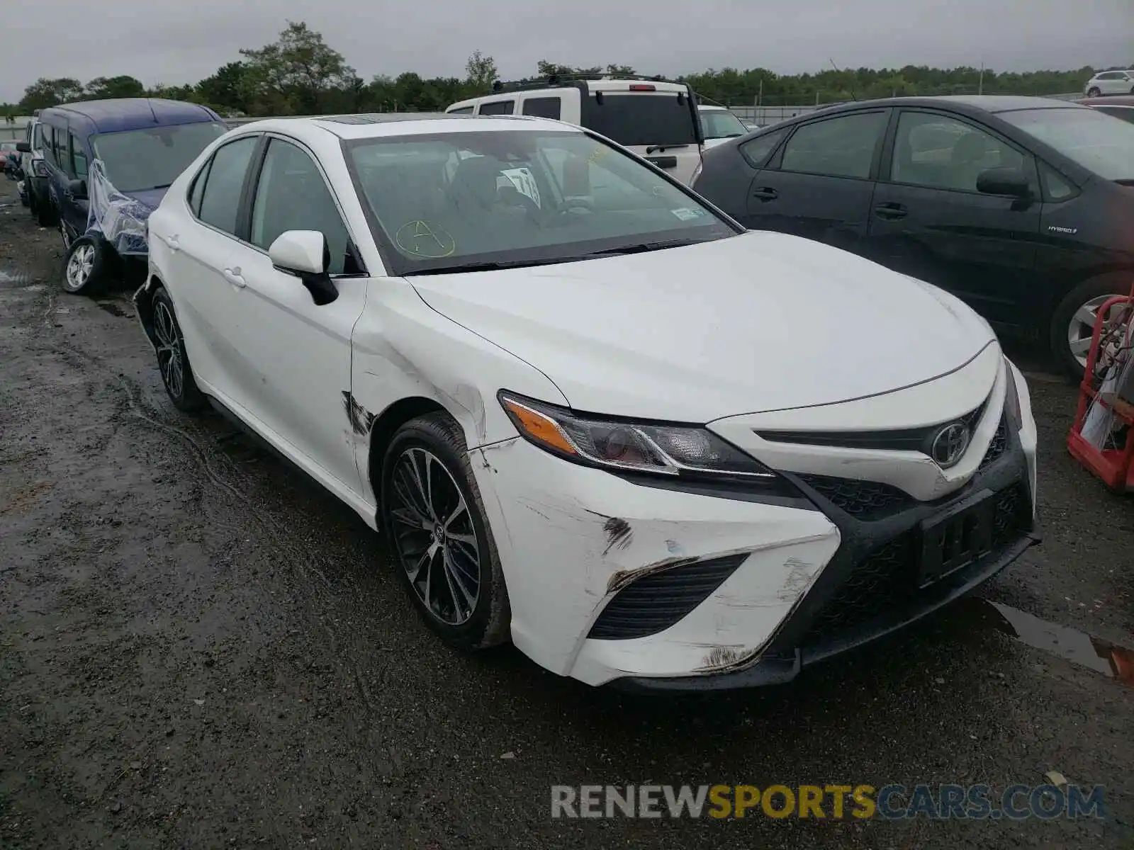 1 Photograph of a damaged car 4T1B11HK9KU159723 TOYOTA CAMRY 2019