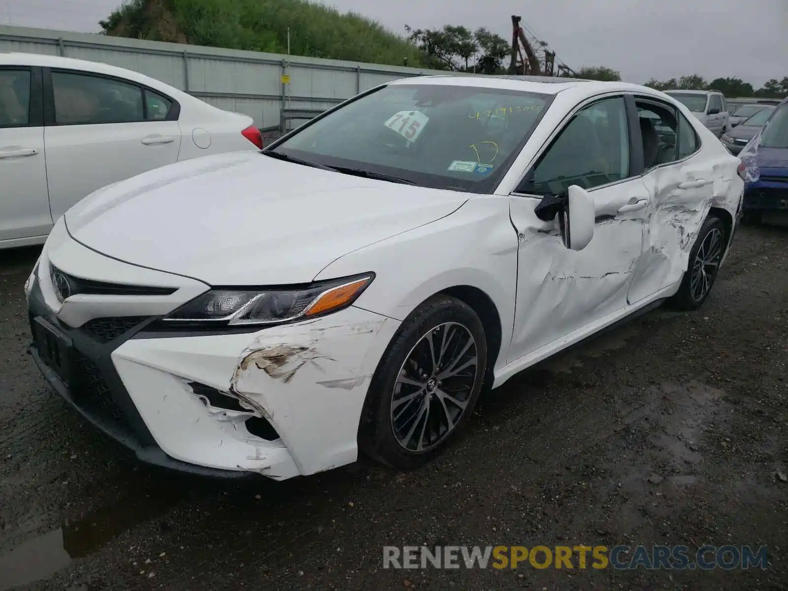 2 Photograph of a damaged car 4T1B11HK9KU159723 TOYOTA CAMRY 2019