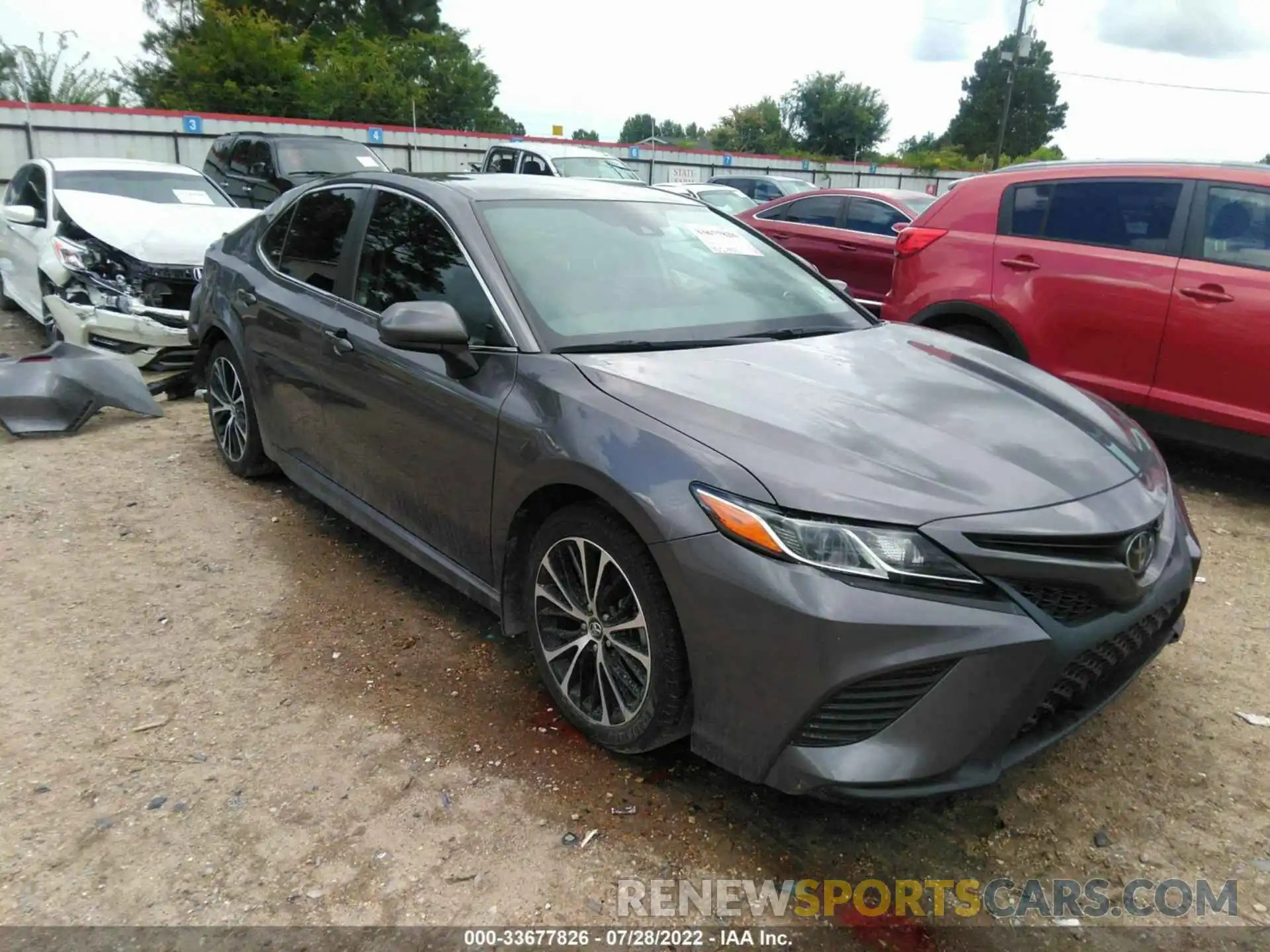 1 Photograph of a damaged car 4T1B11HK9KU160242 TOYOTA CAMRY 2019