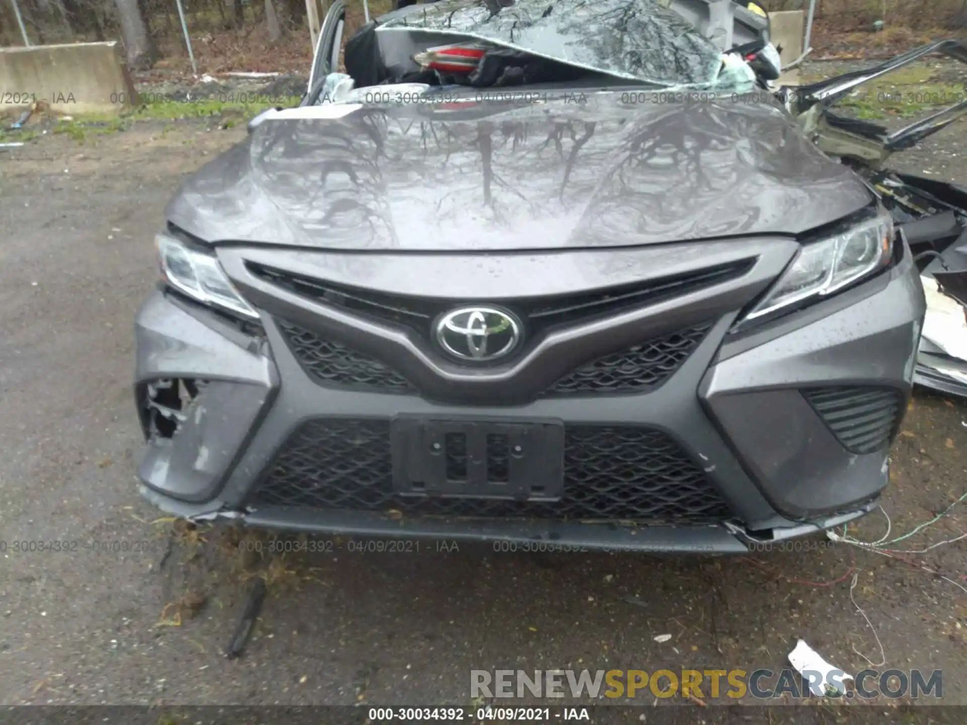 10 Photograph of a damaged car 4T1B11HK9KU160340 TOYOTA CAMRY 2019