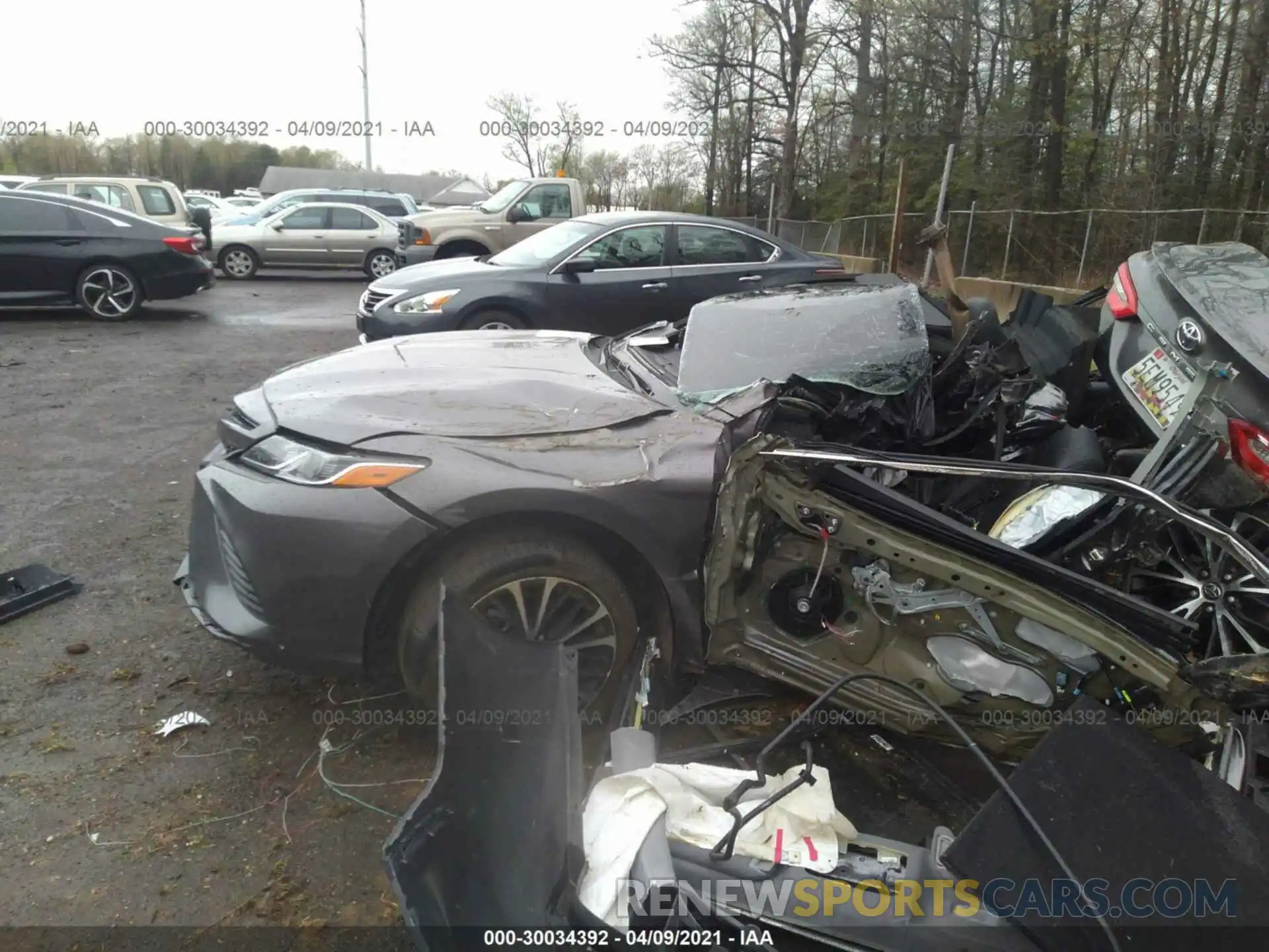 6 Photograph of a damaged car 4T1B11HK9KU160340 TOYOTA CAMRY 2019