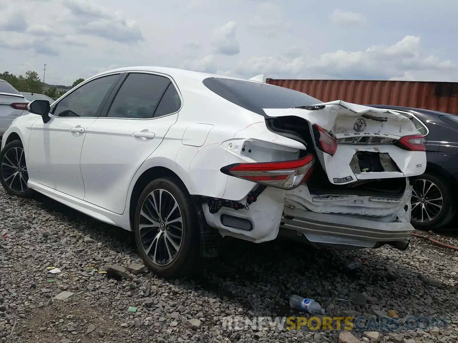 3 Photograph of a damaged car 4T1B11HK9KU160502 TOYOTA CAMRY 2019