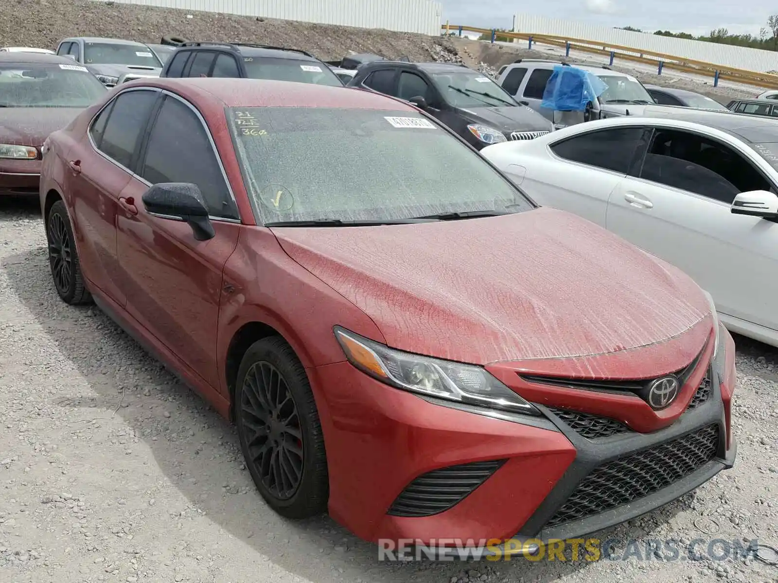 1 Photograph of a damaged car 4T1B11HK9KU160984 TOYOTA CAMRY 2019