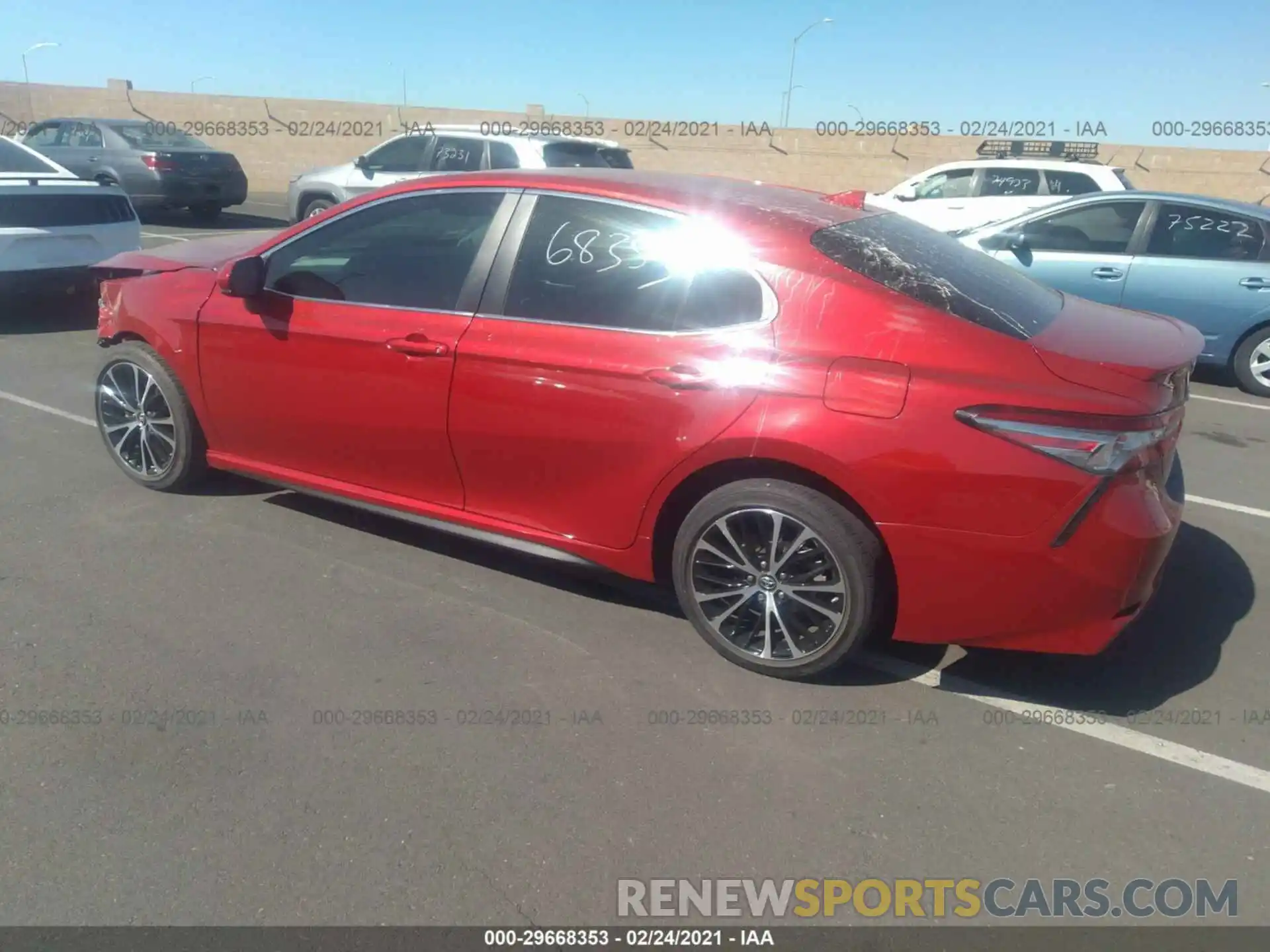 3 Photograph of a damaged car 4T1B11HK9KU162640 TOYOTA CAMRY 2019