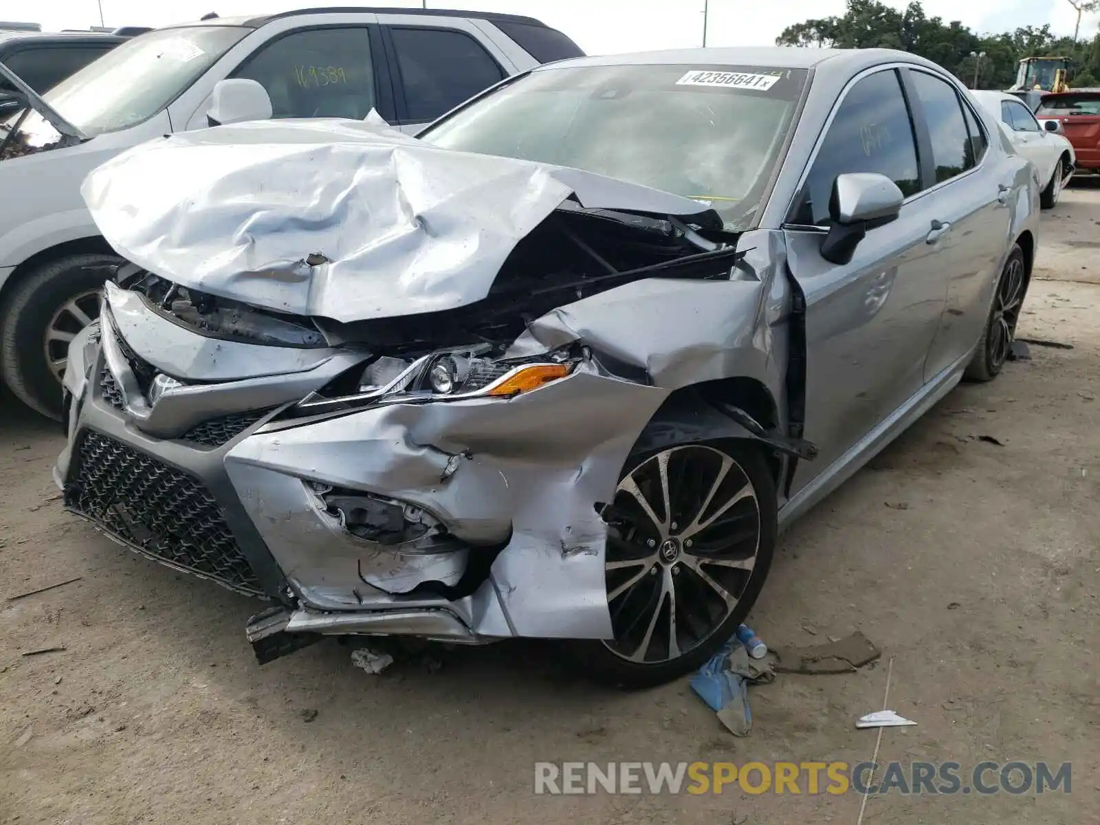 2 Photograph of a damaged car 4T1B11HK9KU165103 TOYOTA CAMRY 2019