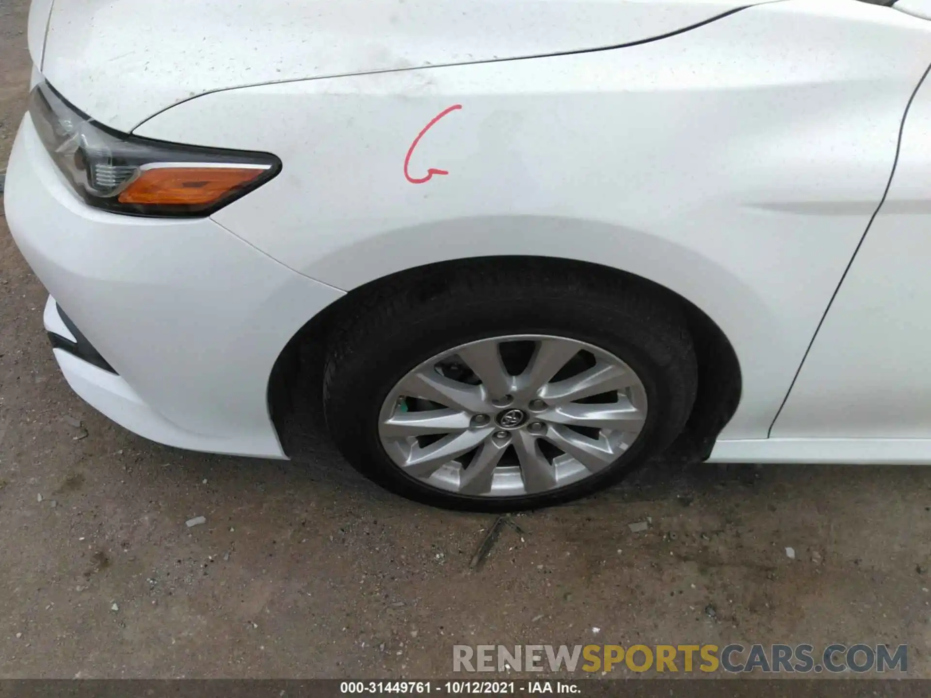 12 Photograph of a damaged car 4T1B11HK9KU166171 TOYOTA CAMRY 2019