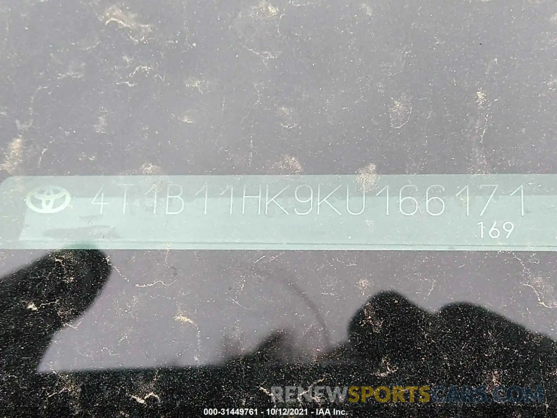 9 Photograph of a damaged car 4T1B11HK9KU166171 TOYOTA CAMRY 2019