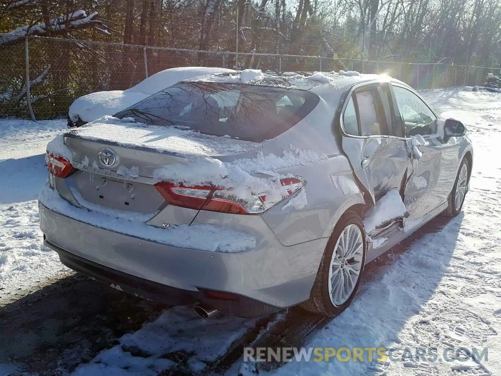 4 Photograph of a damaged car 4T1B11HK9KU168048 TOYOTA CAMRY 2019