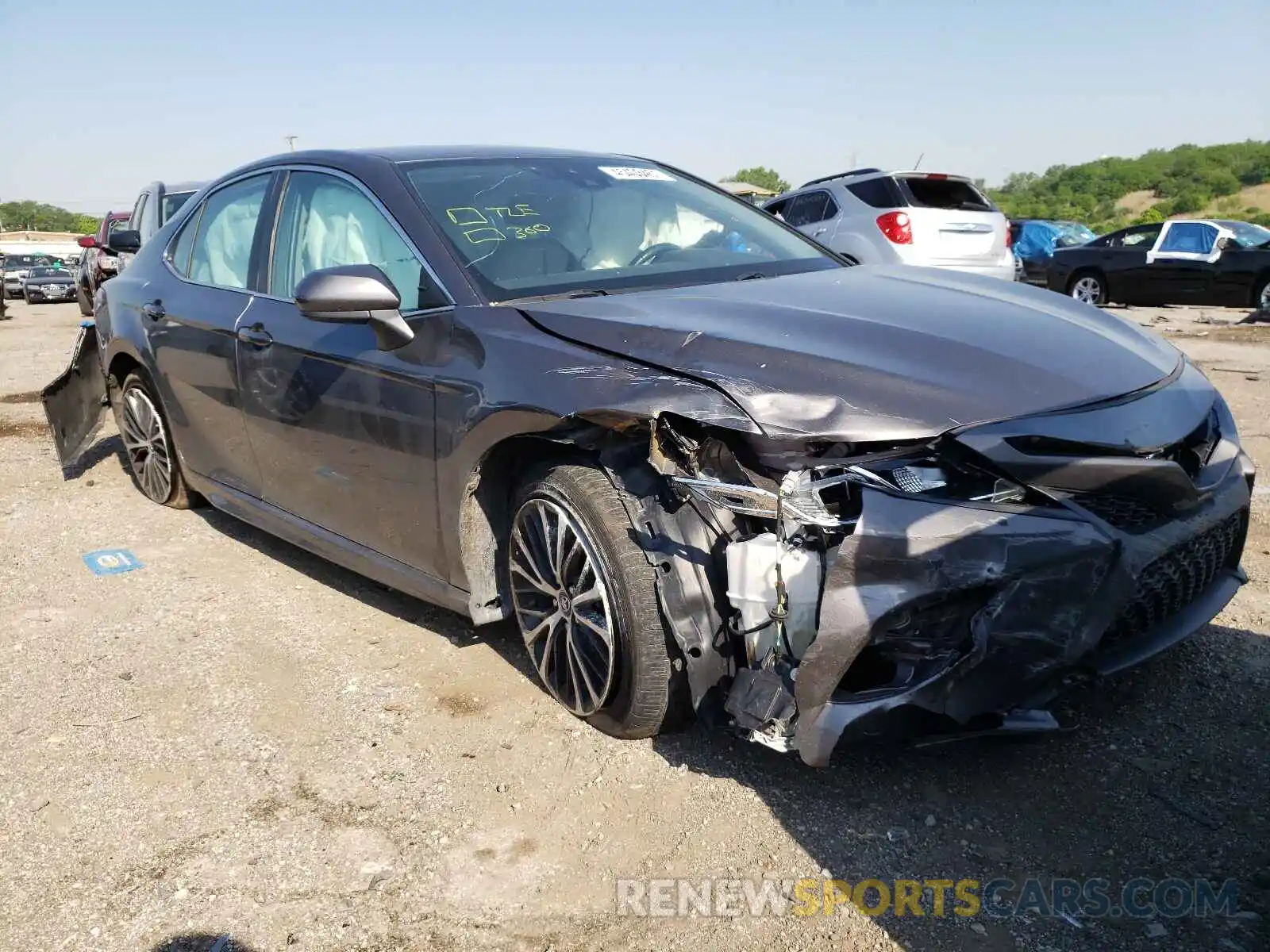 1 Photograph of a damaged car 4T1B11HK9KU168079 TOYOTA CAMRY 2019