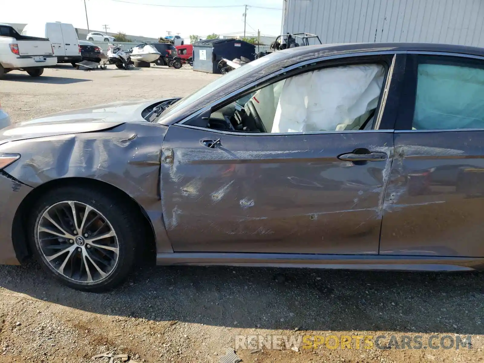 9 Photograph of a damaged car 4T1B11HK9KU168079 TOYOTA CAMRY 2019