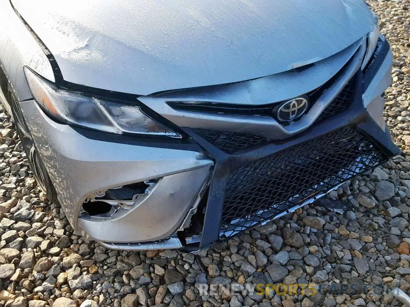 9 Photograph of a damaged car 4T1B11HK9KU168227 TOYOTA CAMRY 2019