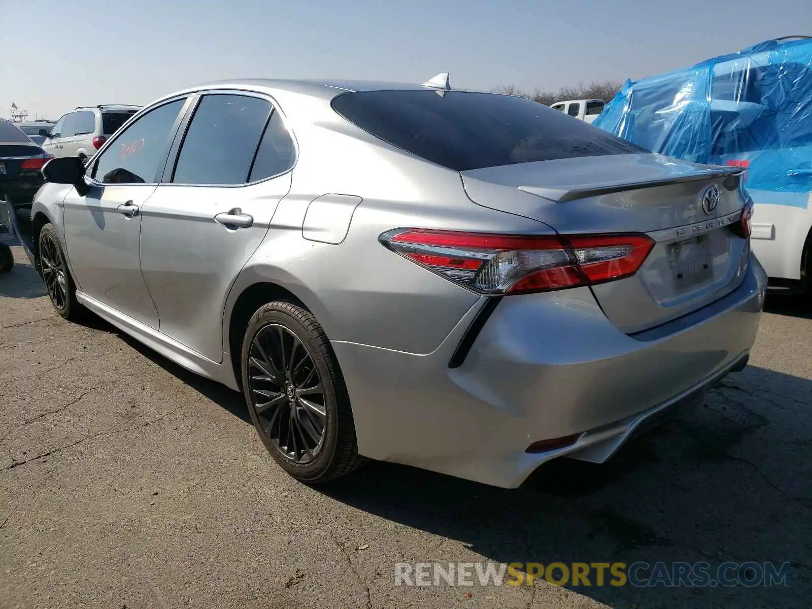 3 Фотография поврежденного автомобиля 4T1B11HK9KU168339 TOYOTA CAMRY 2019