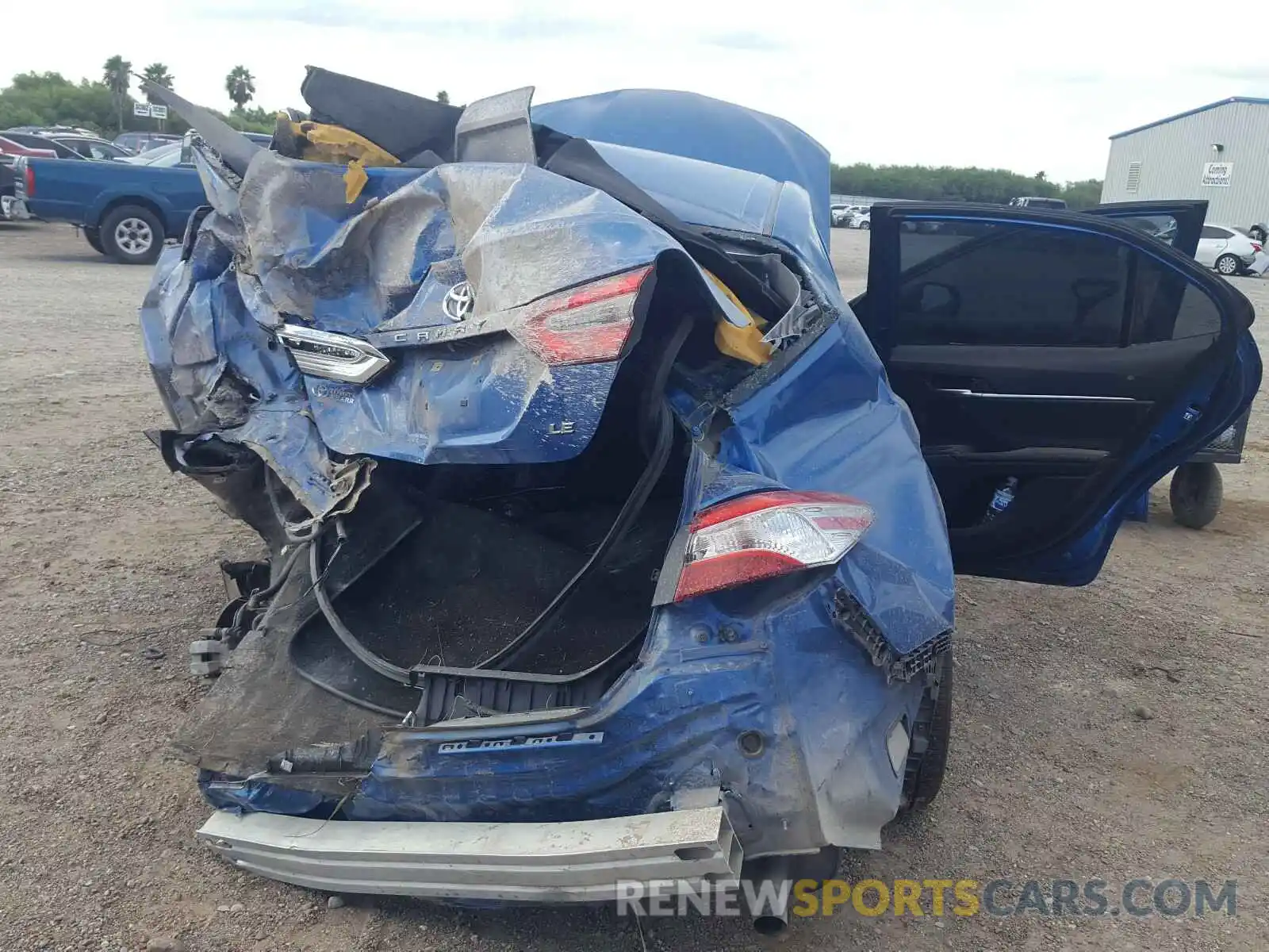 10 Photograph of a damaged car 4T1B11HK9KU170835 TOYOTA CAMRY 2019