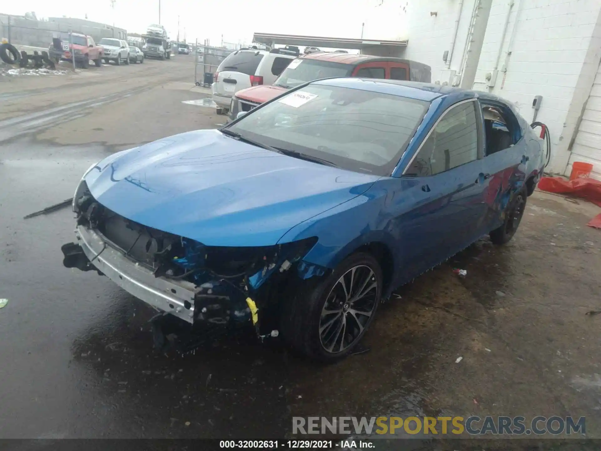 2 Photograph of a damaged car 4T1B11HK9KU173413 TOYOTA CAMRY 2019