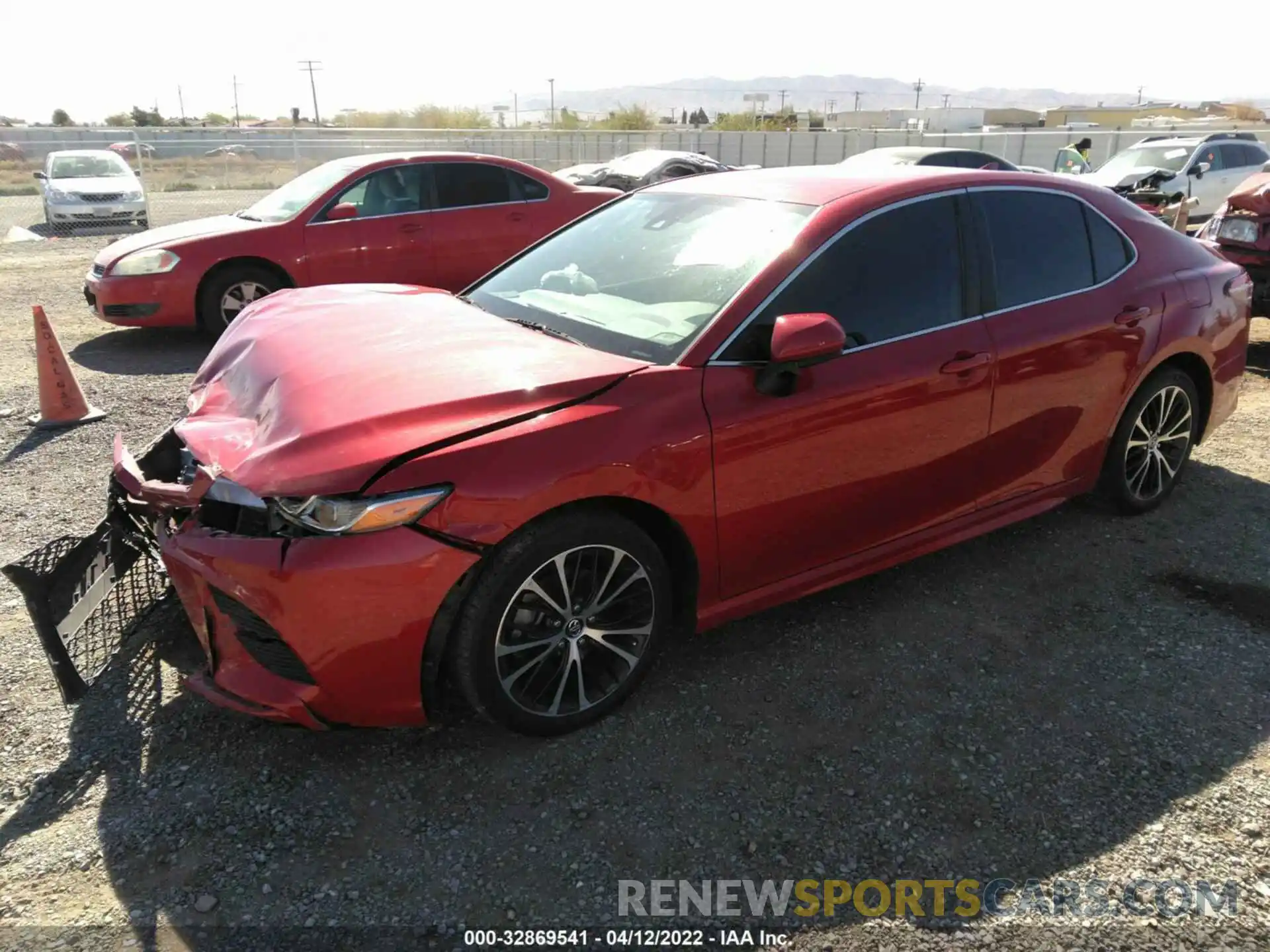 2 Photograph of a damaged car 4T1B11HK9KU173752 TOYOTA CAMRY 2019