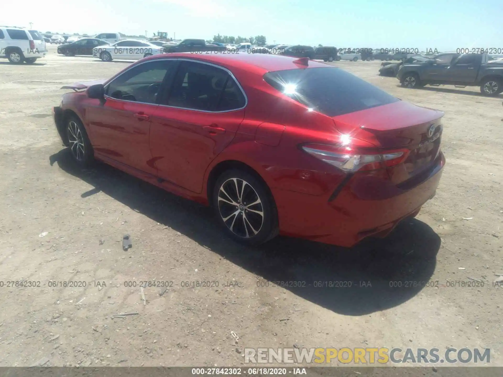 3 Photograph of a damaged car 4T1B11HK9KU176196 TOYOTA CAMRY 2019