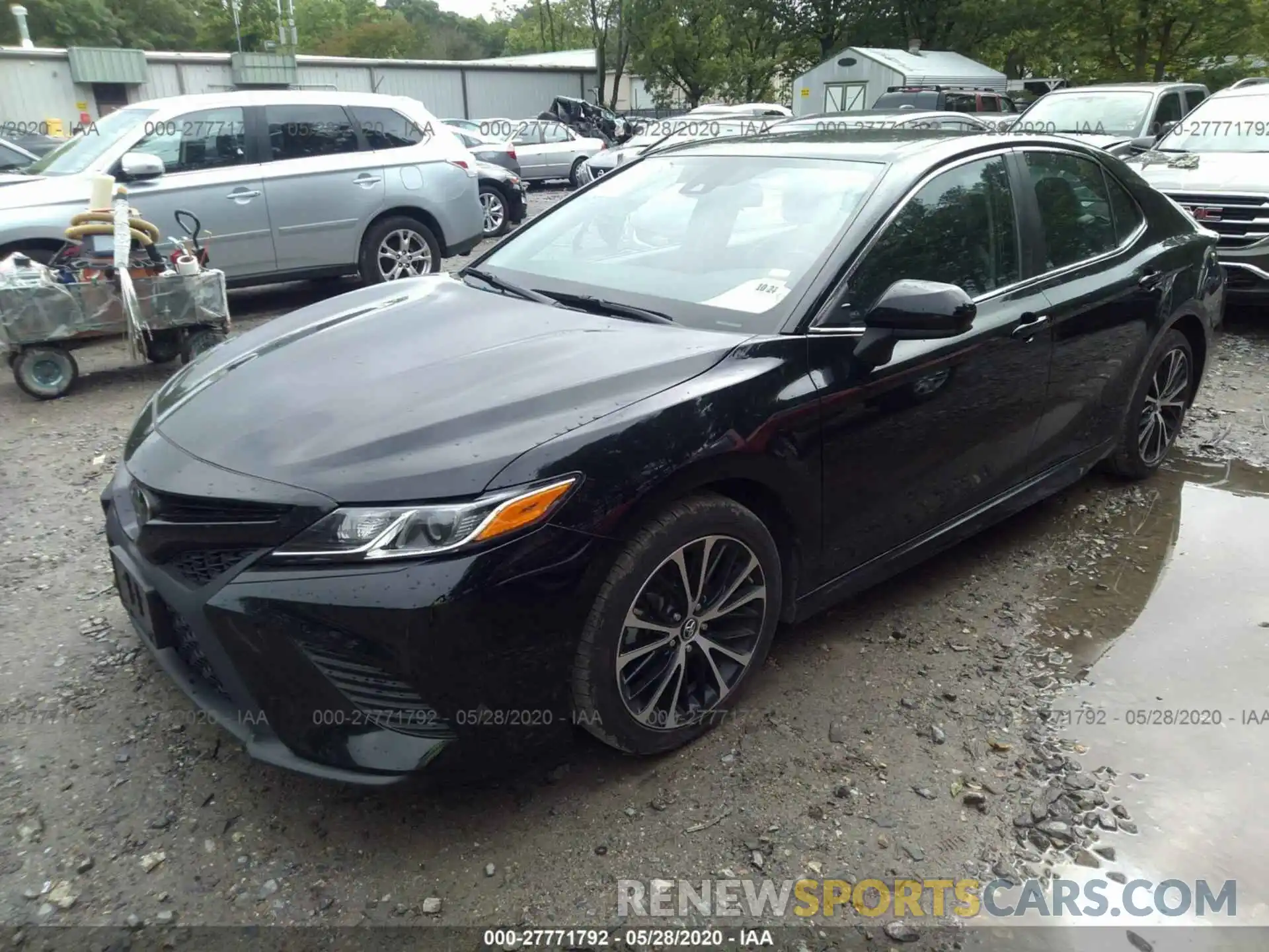 2 Photograph of a damaged car 4T1B11HK9KU176358 TOYOTA CAMRY 2019