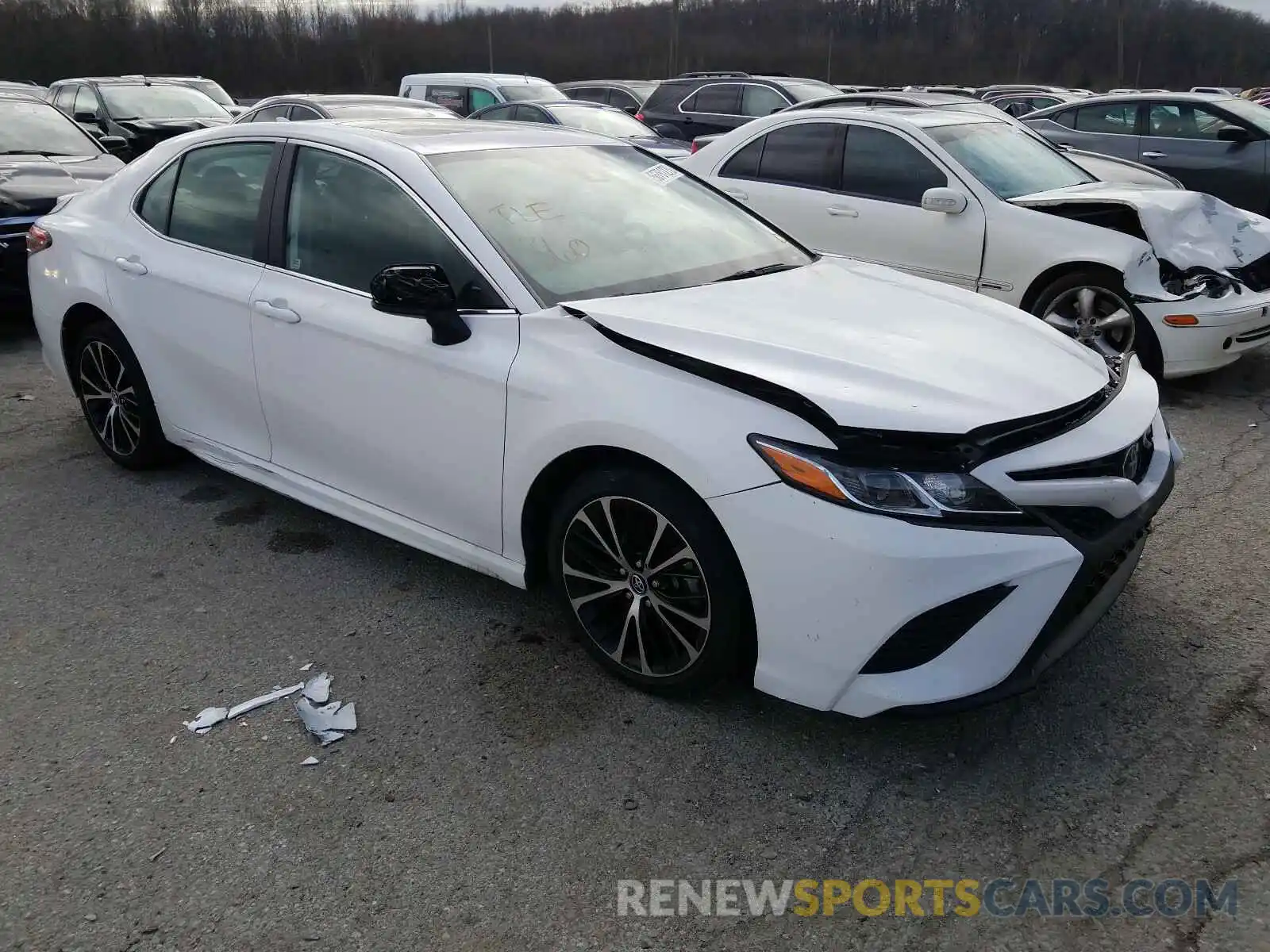 1 Photograph of a damaged car 4T1B11HK9KU177073 TOYOTA CAMRY 2019