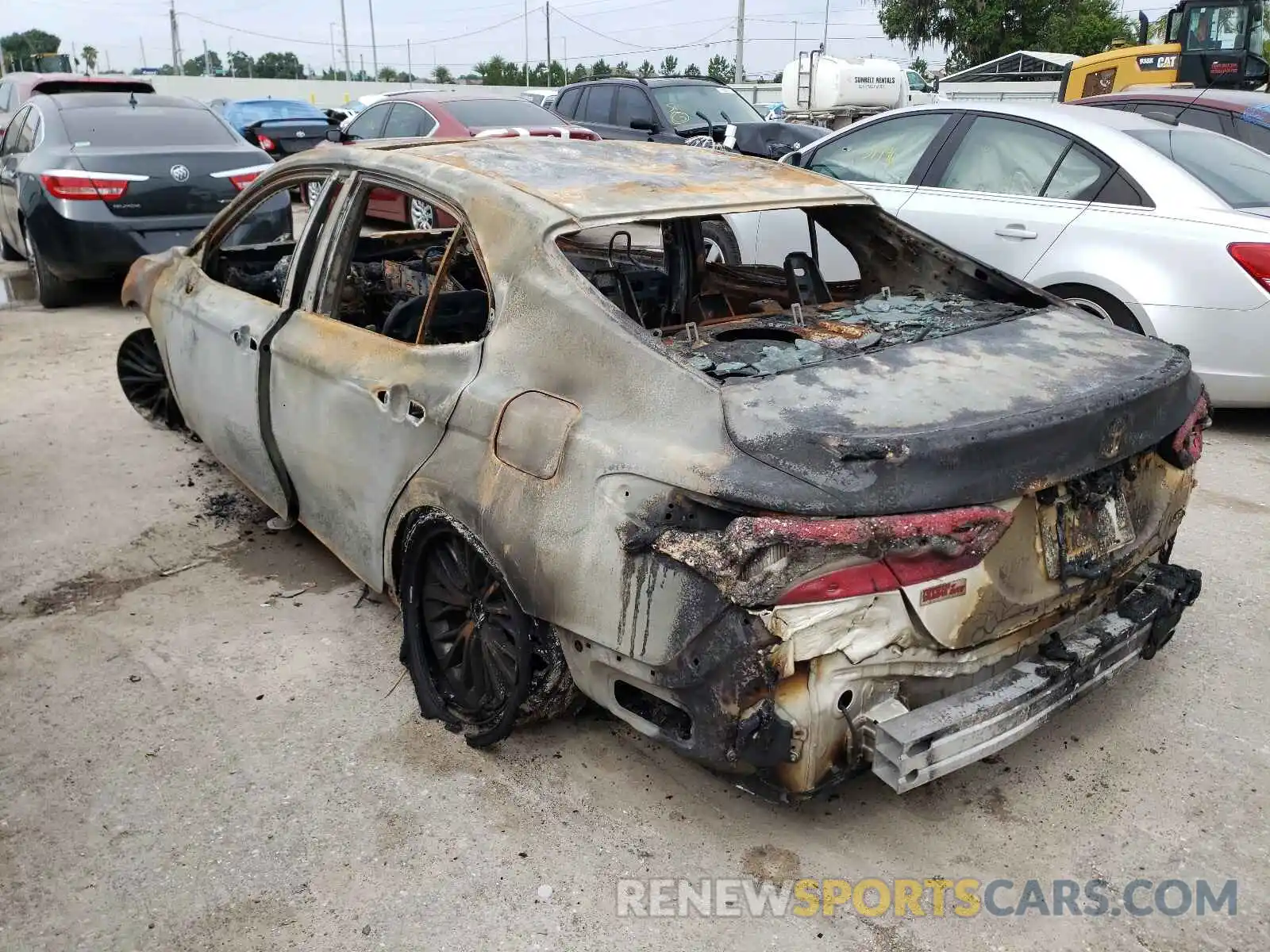 3 Photograph of a damaged car 4T1B11HK9KU179342 TOYOTA CAMRY 2019