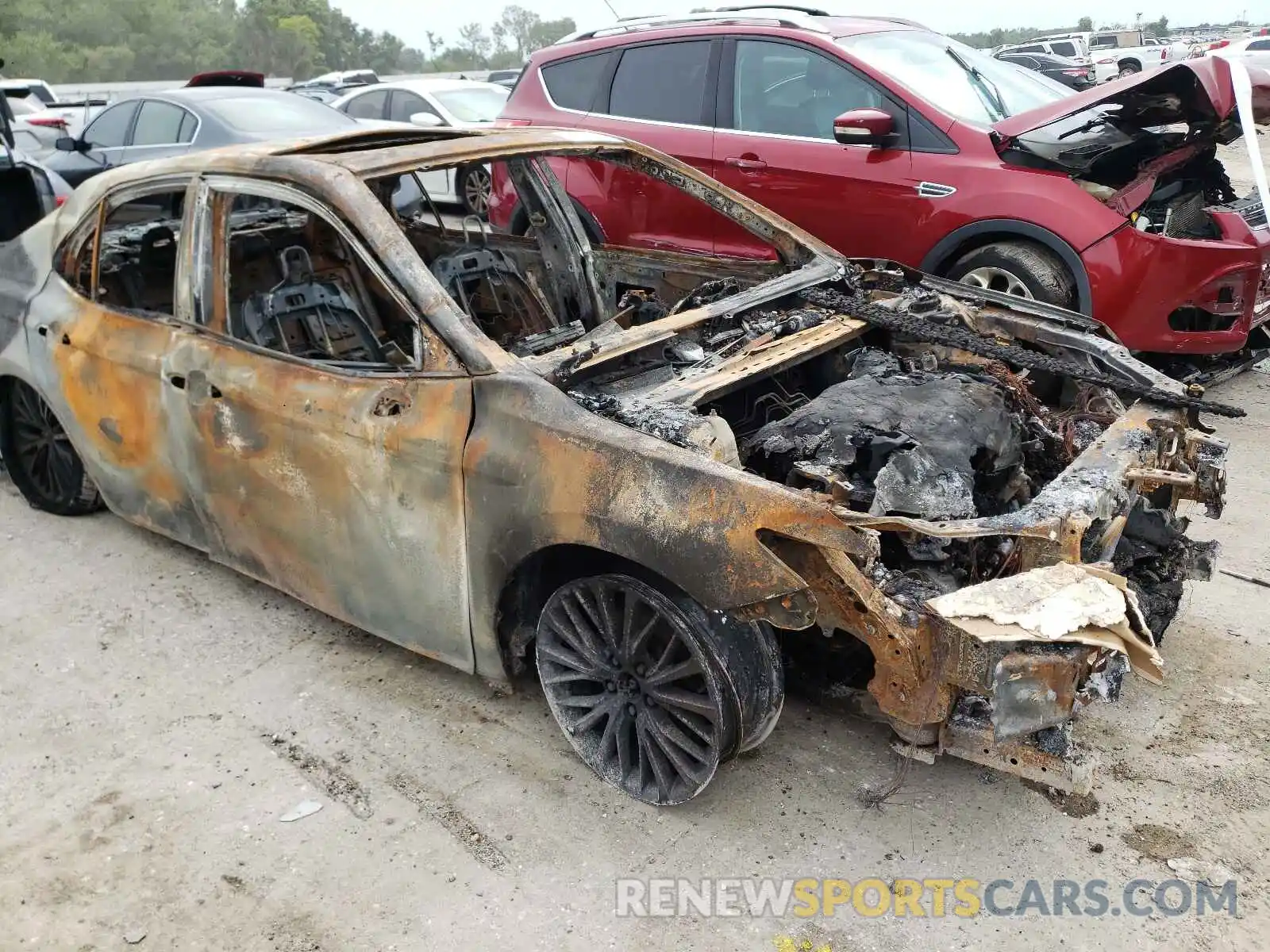 9 Photograph of a damaged car 4T1B11HK9KU179342 TOYOTA CAMRY 2019