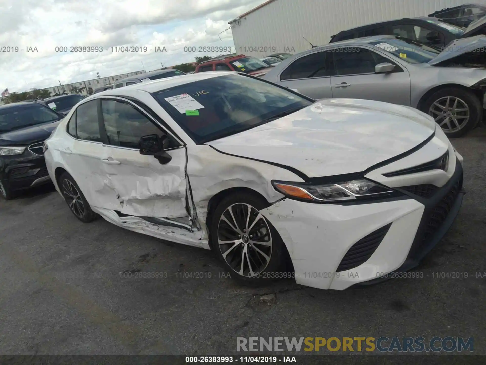 1 Photograph of a damaged car 4T1B11HK9KU180488 TOYOTA CAMRY 2019