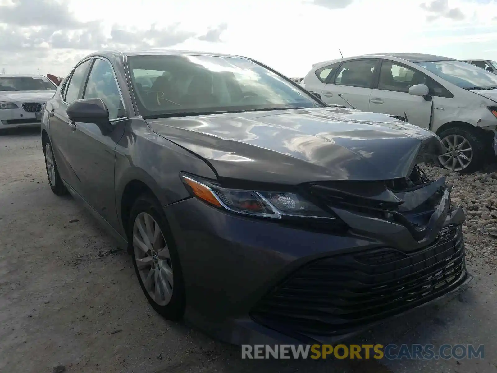 1 Photograph of a damaged car 4T1B11HK9KU180572 TOYOTA CAMRY 2019