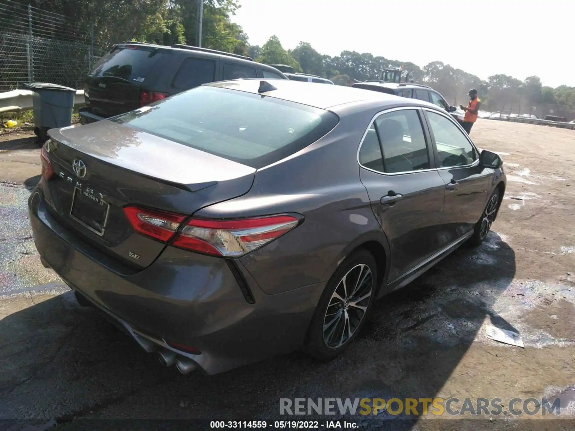 4 Photograph of a damaged car 4T1B11HK9KU182399 TOYOTA CAMRY 2019