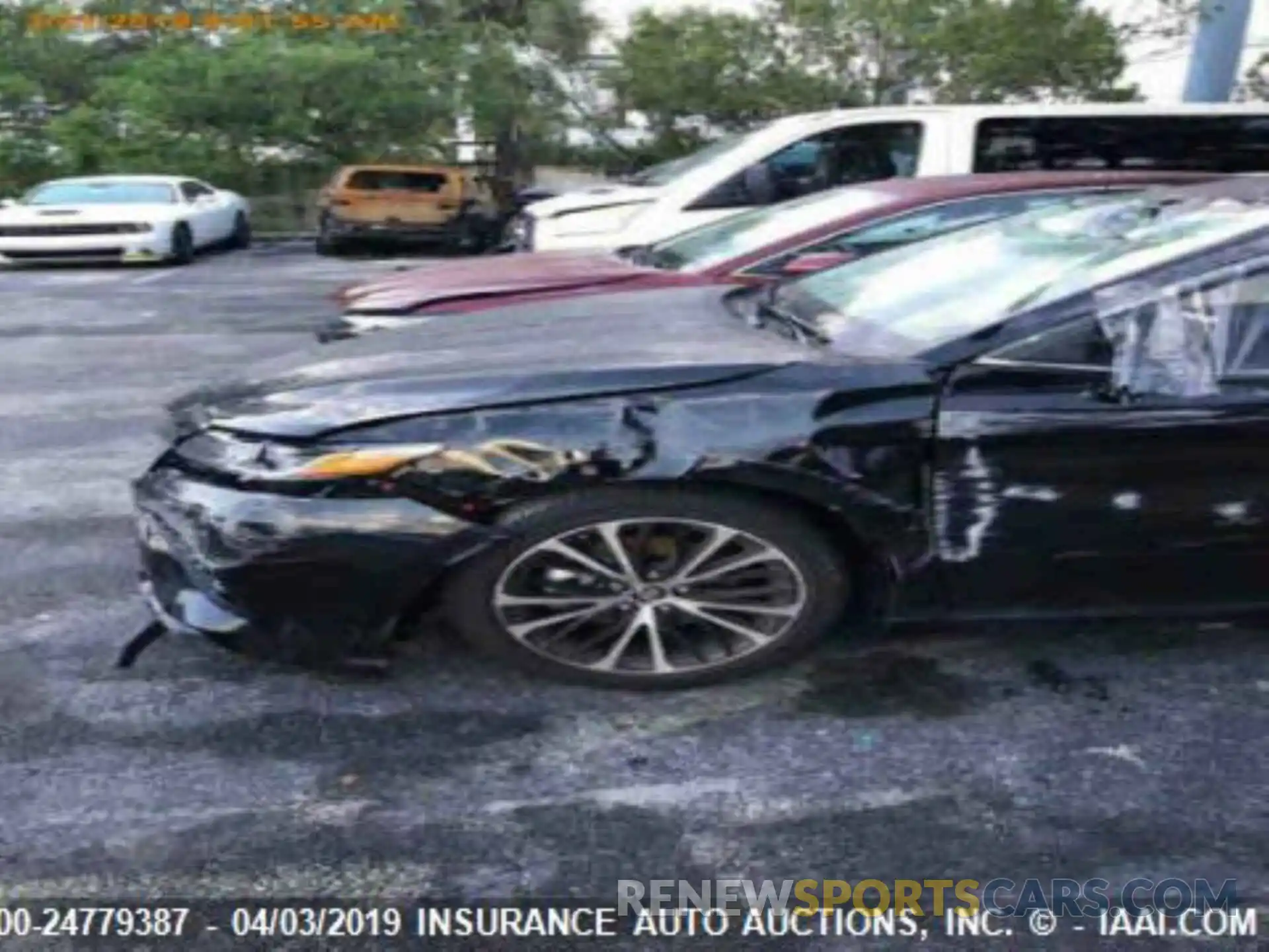 6 Photograph of a damaged car 4T1B11HK9KU183052 TOYOTA CAMRY 2019