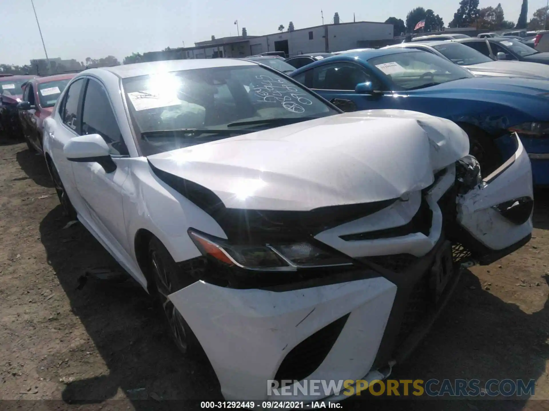 1 Photograph of a damaged car 4T1B11HK9KU184945 TOYOTA CAMRY 2019