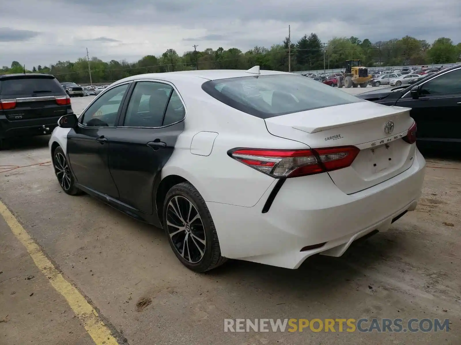 3 Photograph of a damaged car 4T1B11HK9KU185531 TOYOTA CAMRY 2019