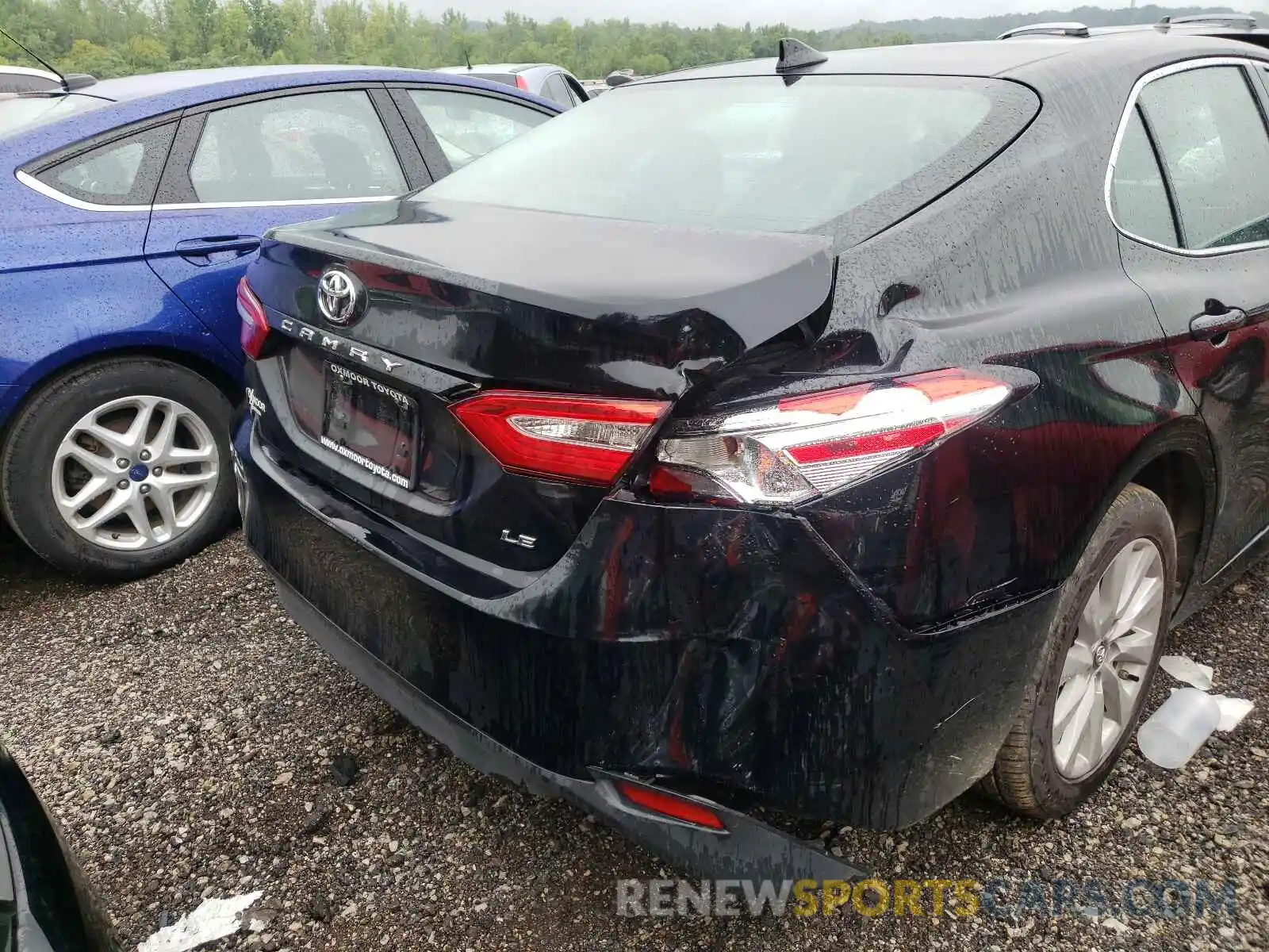 10 Photograph of a damaged car 4T1B11HK9KU187070 TOYOTA CAMRY 2019