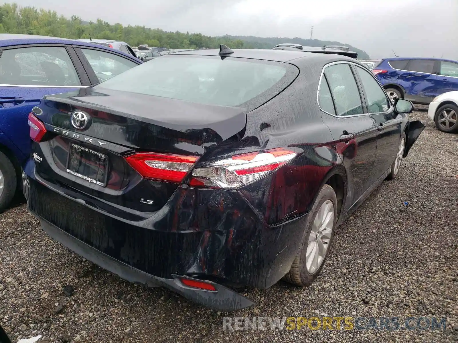 4 Фотография поврежденного автомобиля 4T1B11HK9KU187070 TOYOTA CAMRY 2019