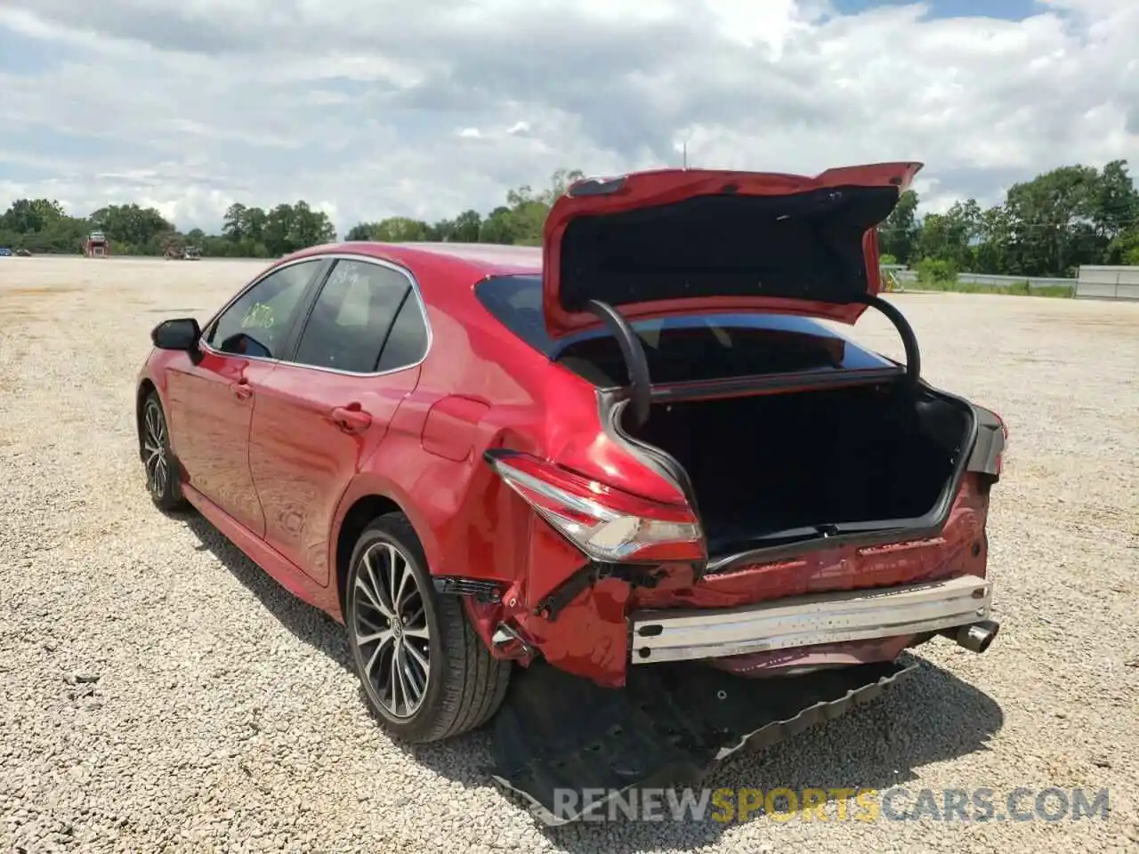 3 Photograph of a damaged car 4T1B11HK9KU187408 TOYOTA CAMRY 2019