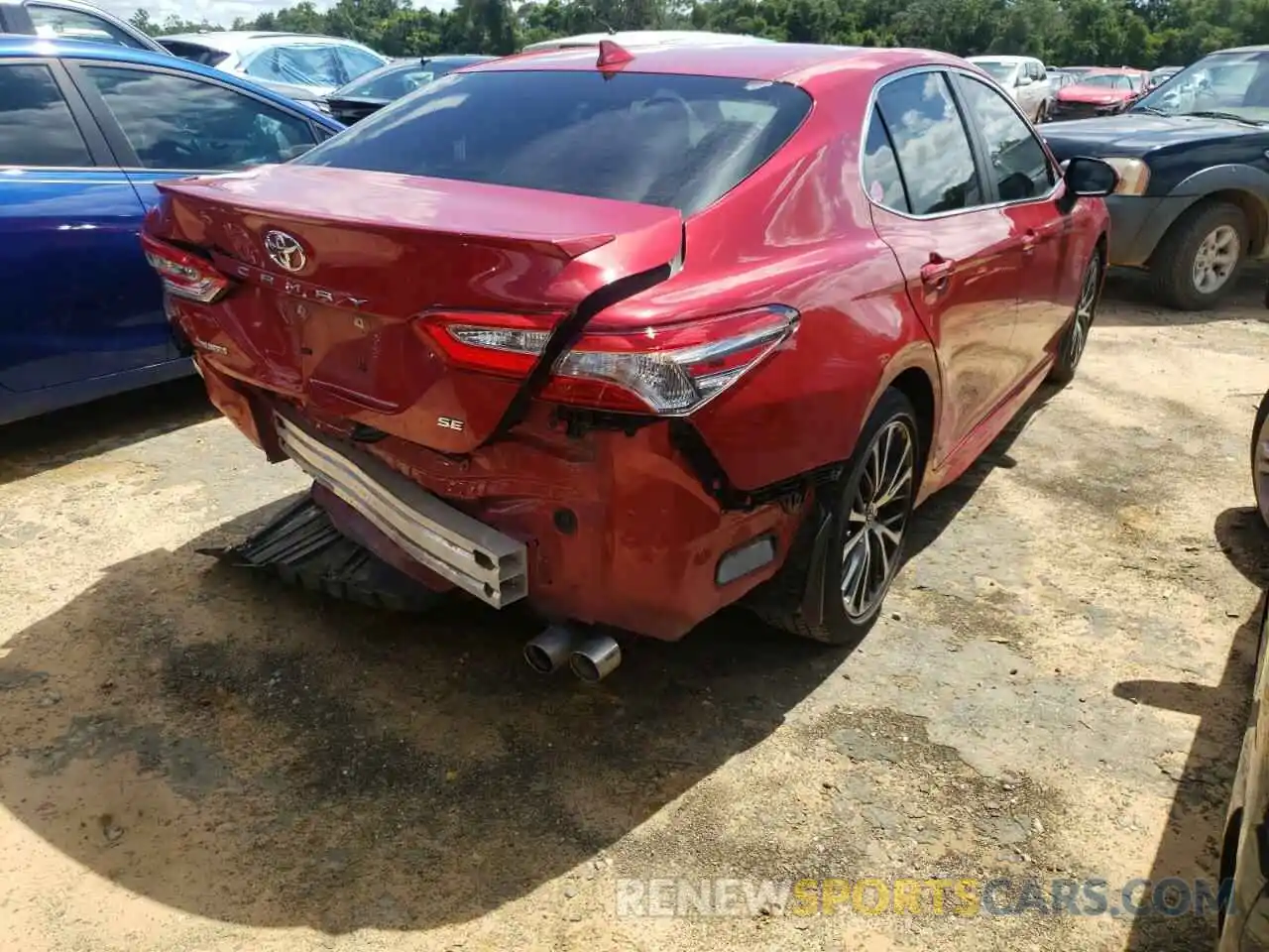 4 Photograph of a damaged car 4T1B11HK9KU187408 TOYOTA CAMRY 2019