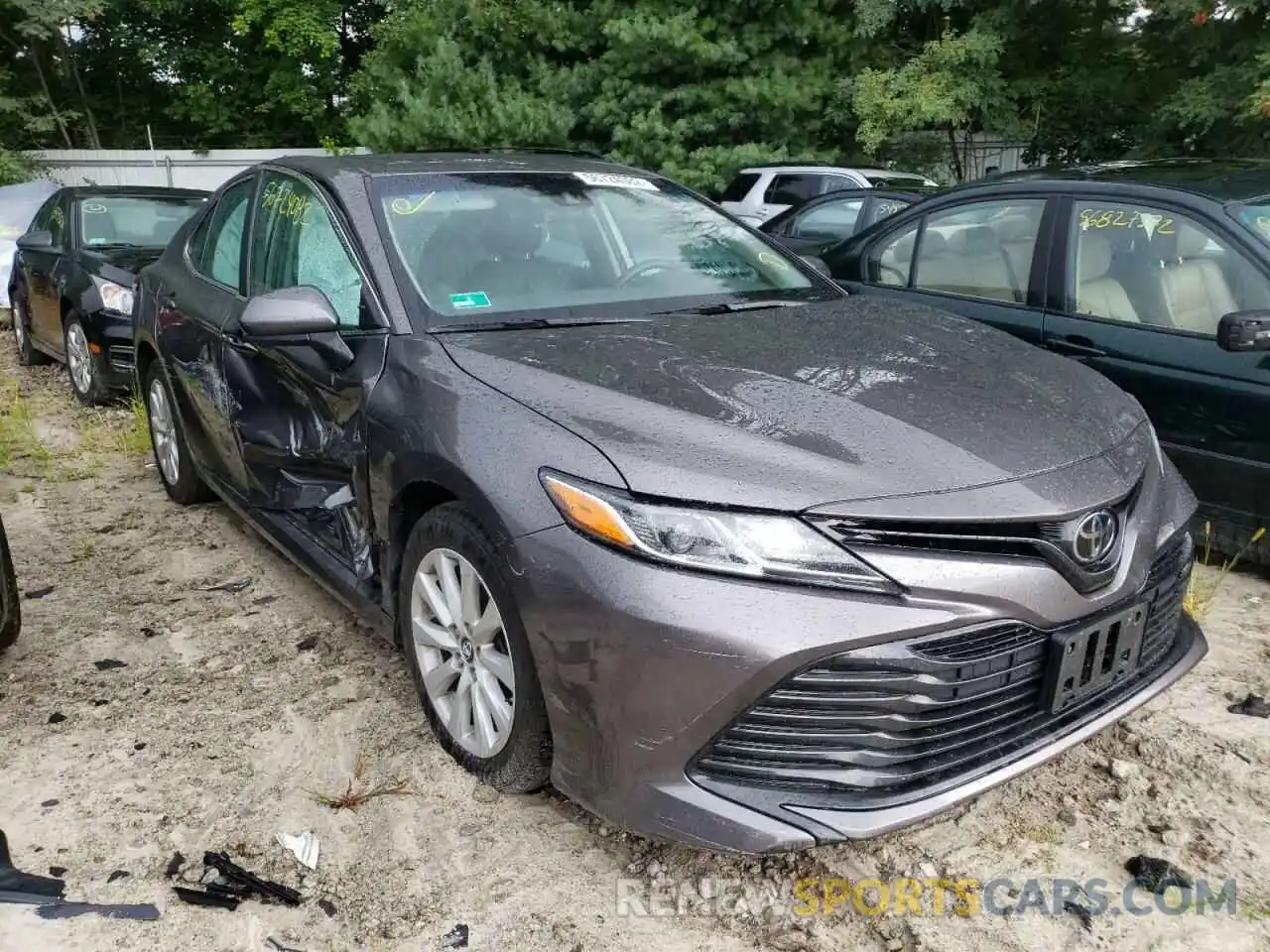 1 Photograph of a damaged car 4T1B11HK9KU187649 TOYOTA CAMRY 2019