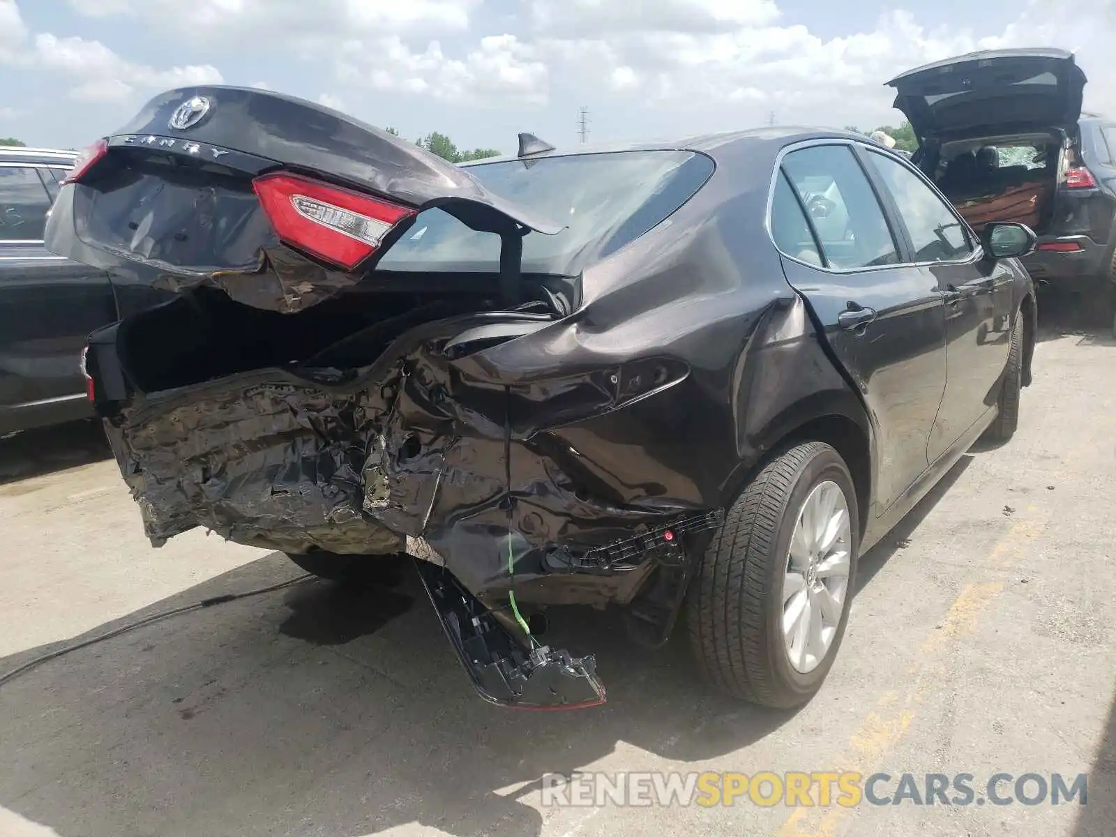 4 Photograph of a damaged car 4T1B11HK9KU188719 TOYOTA CAMRY 2019