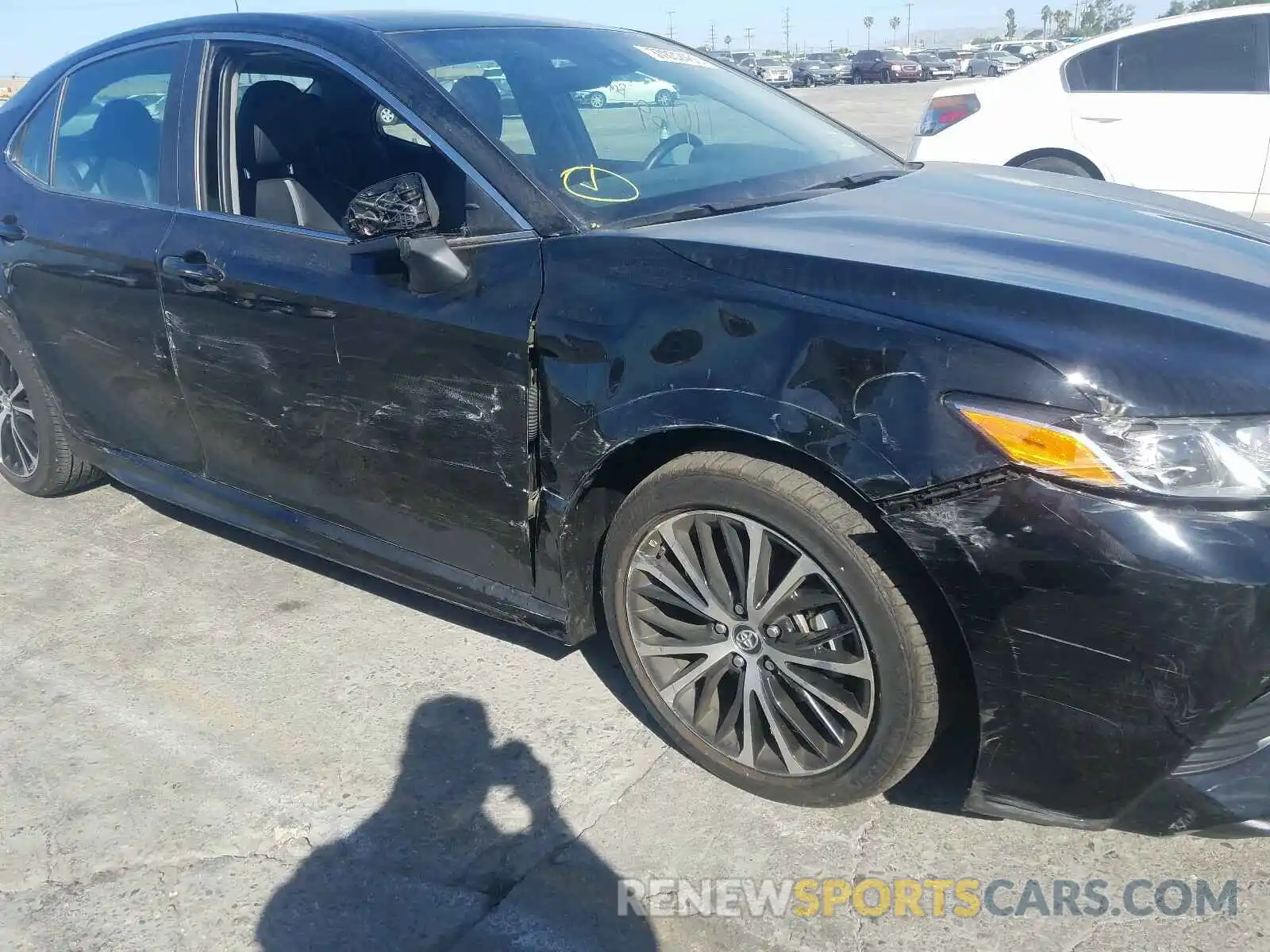 9 Photograph of a damaged car 4T1B11HK9KU188803 TOYOTA CAMRY 2019