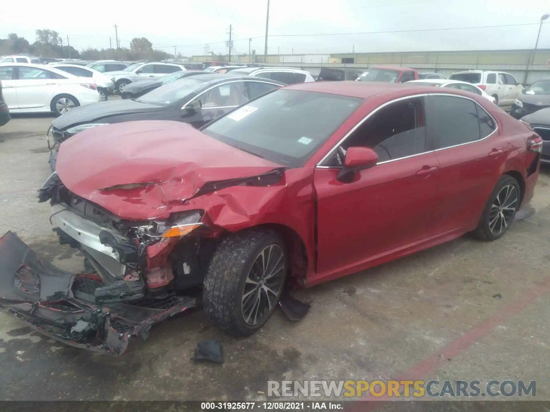 2 Photograph of a damaged car 4T1B11HK9KU189501 TOYOTA CAMRY 2019