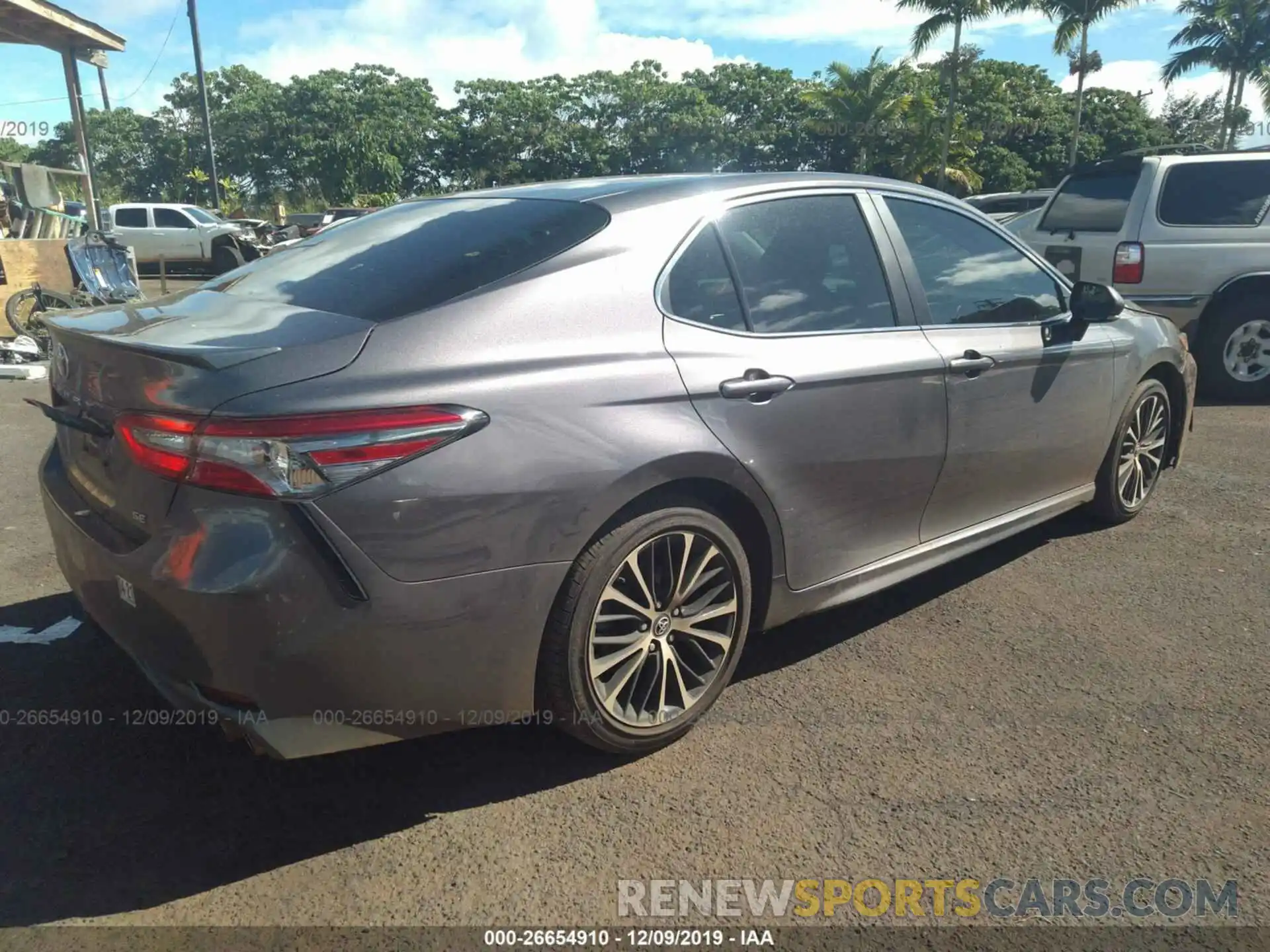 4 Photograph of a damaged car 4T1B11HK9KU190521 TOYOTA CAMRY 2019