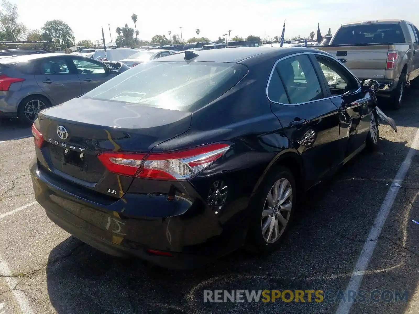 4 Photograph of a damaged car 4T1B11HK9KU191930 TOYOTA CAMRY 2019