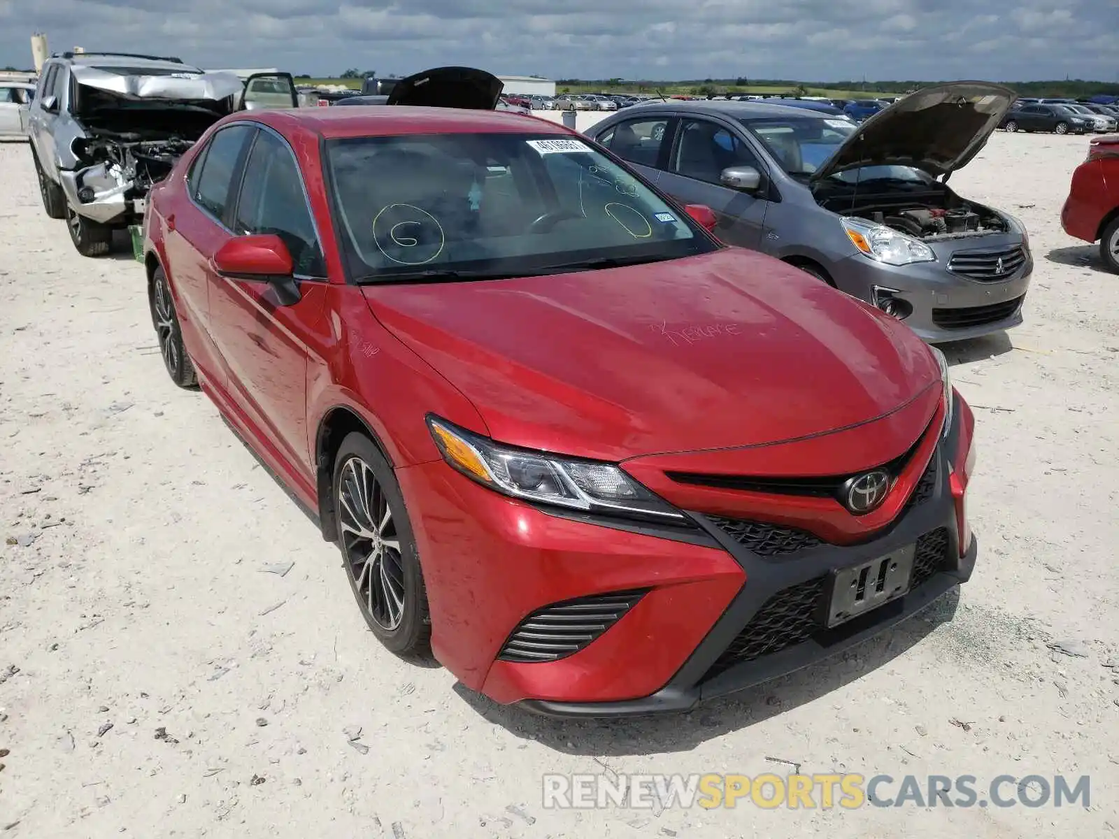 1 Photograph of a damaged car 4T1B11HK9KU194830 TOYOTA CAMRY 2019